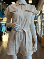 Elan Belted s/s Romper w/ Zipper