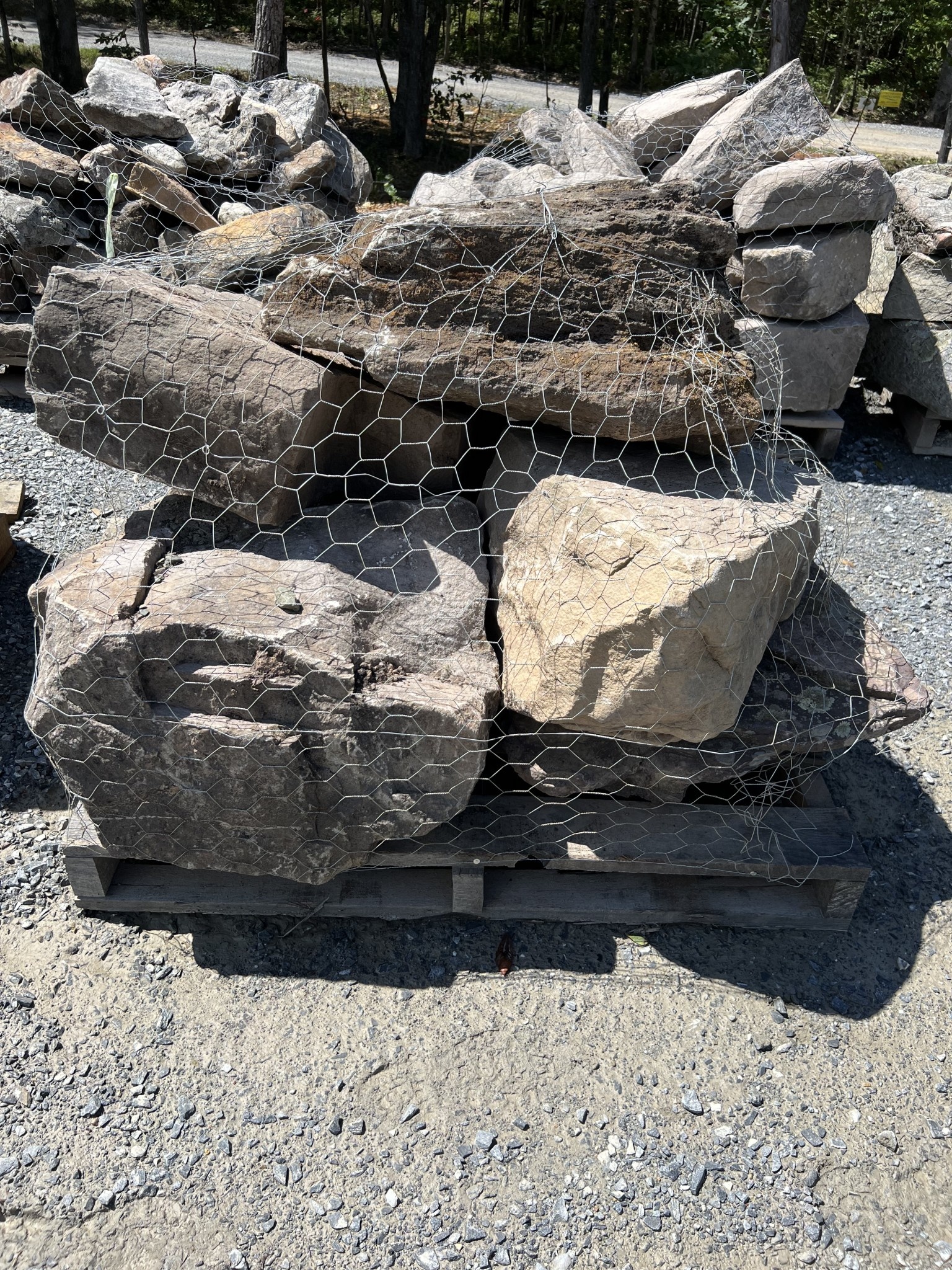 Medium Boulders (4-8) Per Pallet