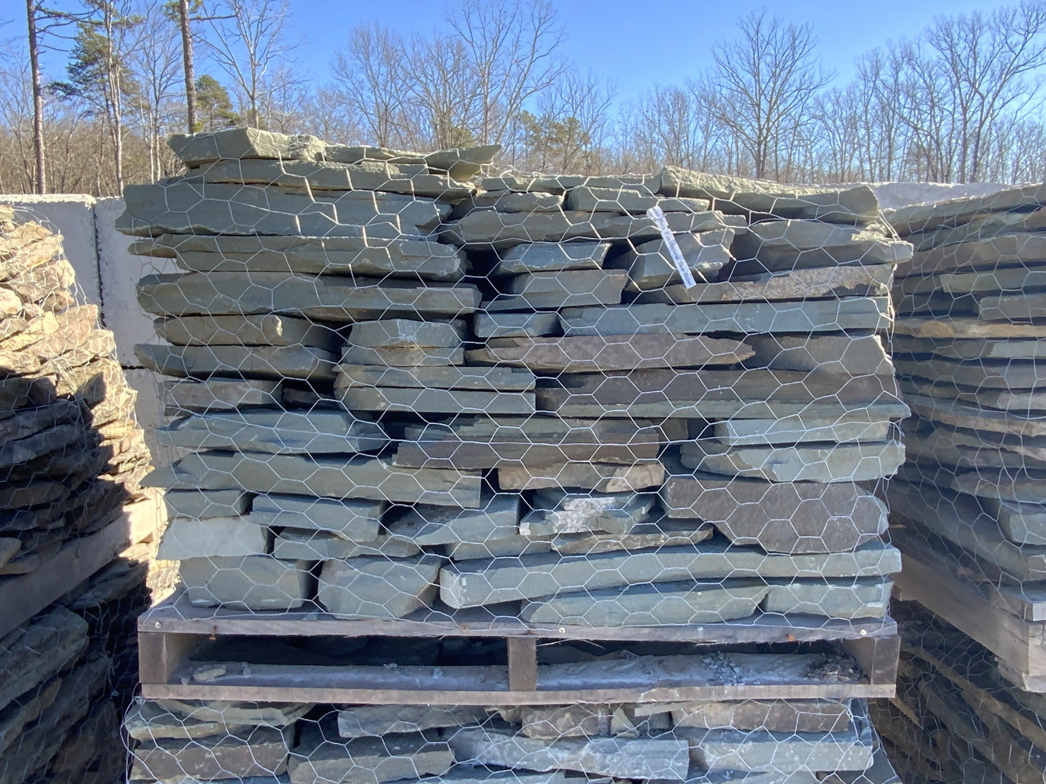 Colonial Thin Fieldstone Blue Pallet