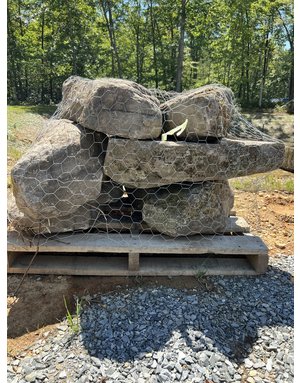 Medium Boulders 5-7 per pallet