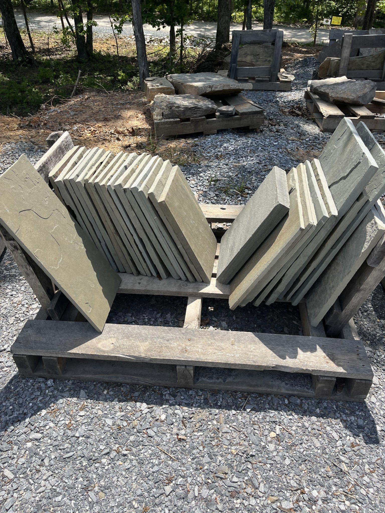 1” Pattern Flagstone, Full Color, Natural Cleft 12"x24" (2 sq ft)