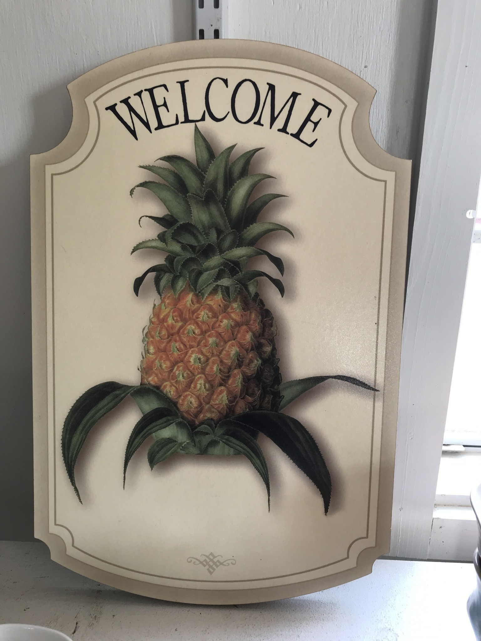 Pineapple Welcome Sign