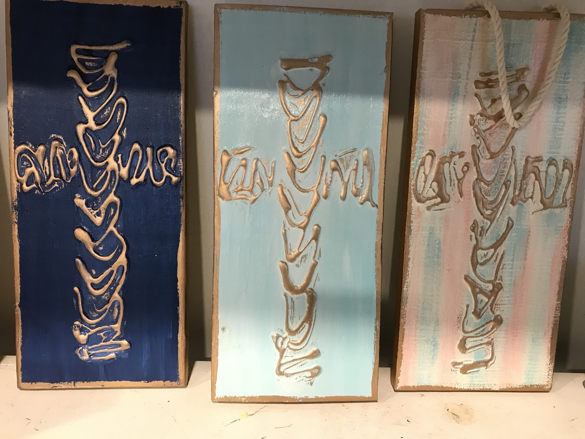 Cross on panel w/rope art