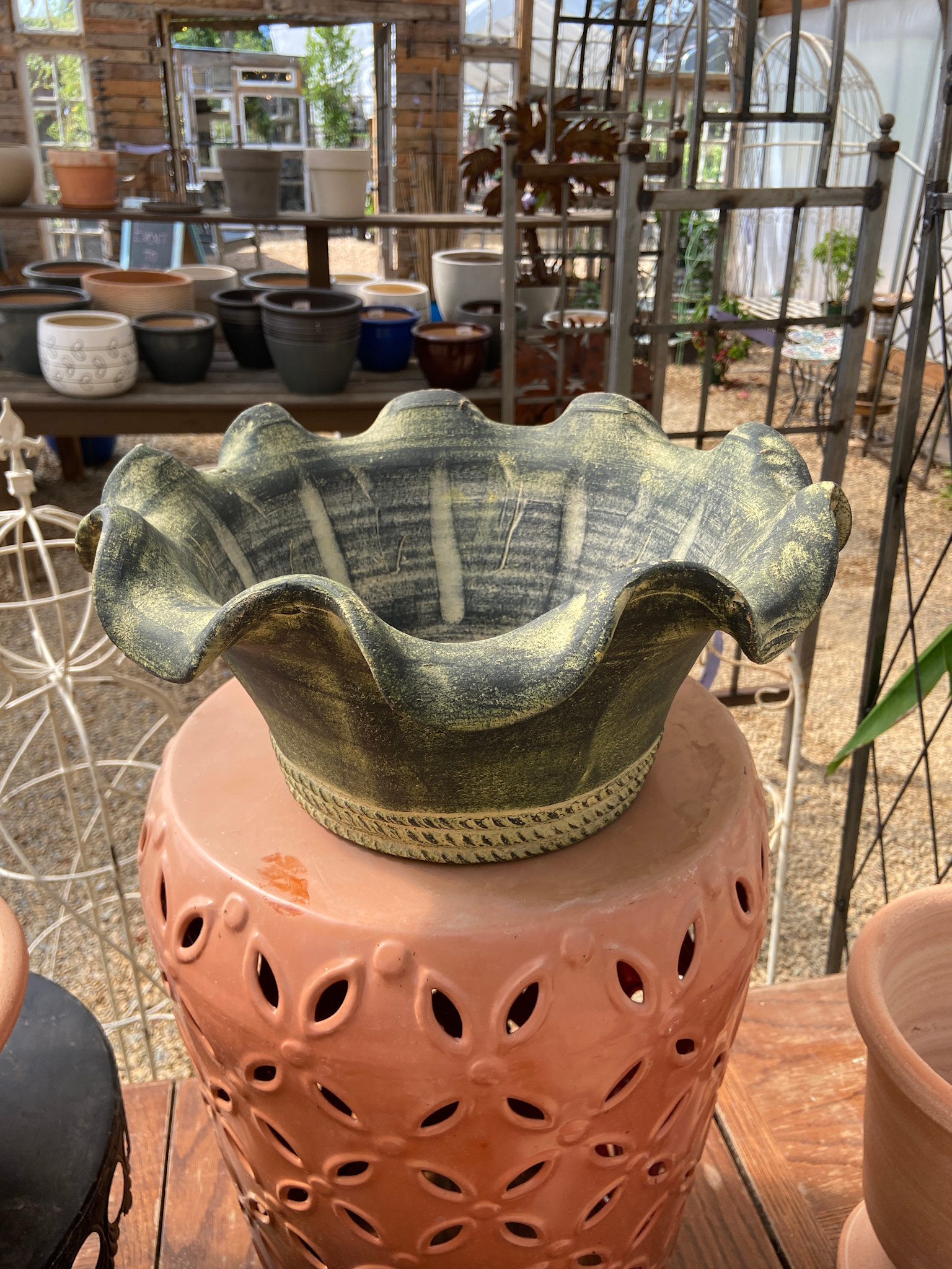 Chantecler #10 Low Bowl 'Dark Moss'