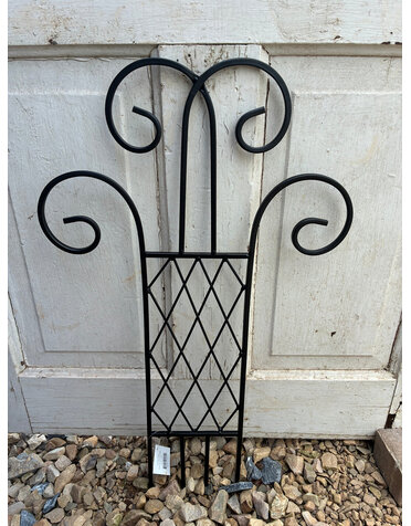 Black Flourish Pot Trellis