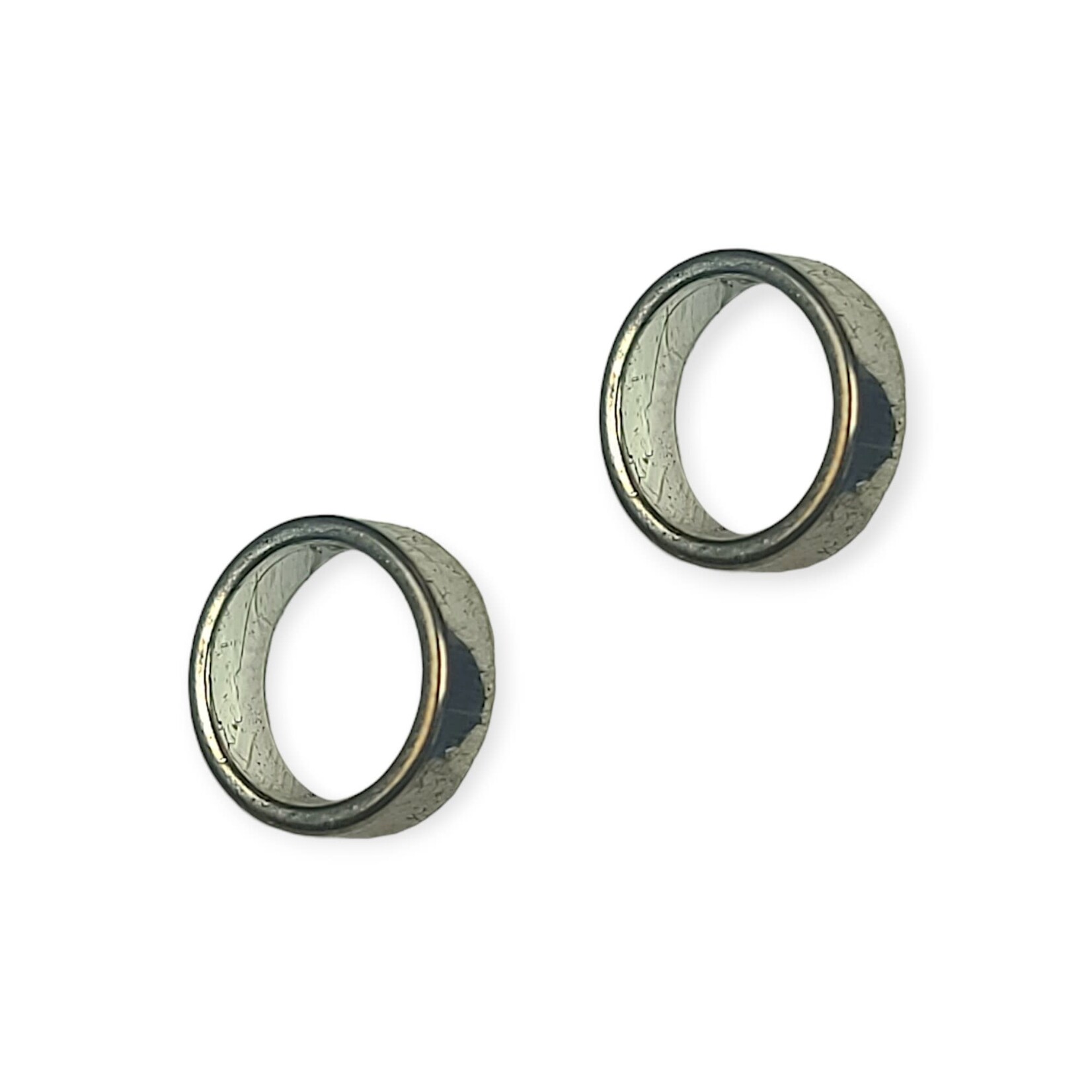 Peter M Round Metal Stud Earring