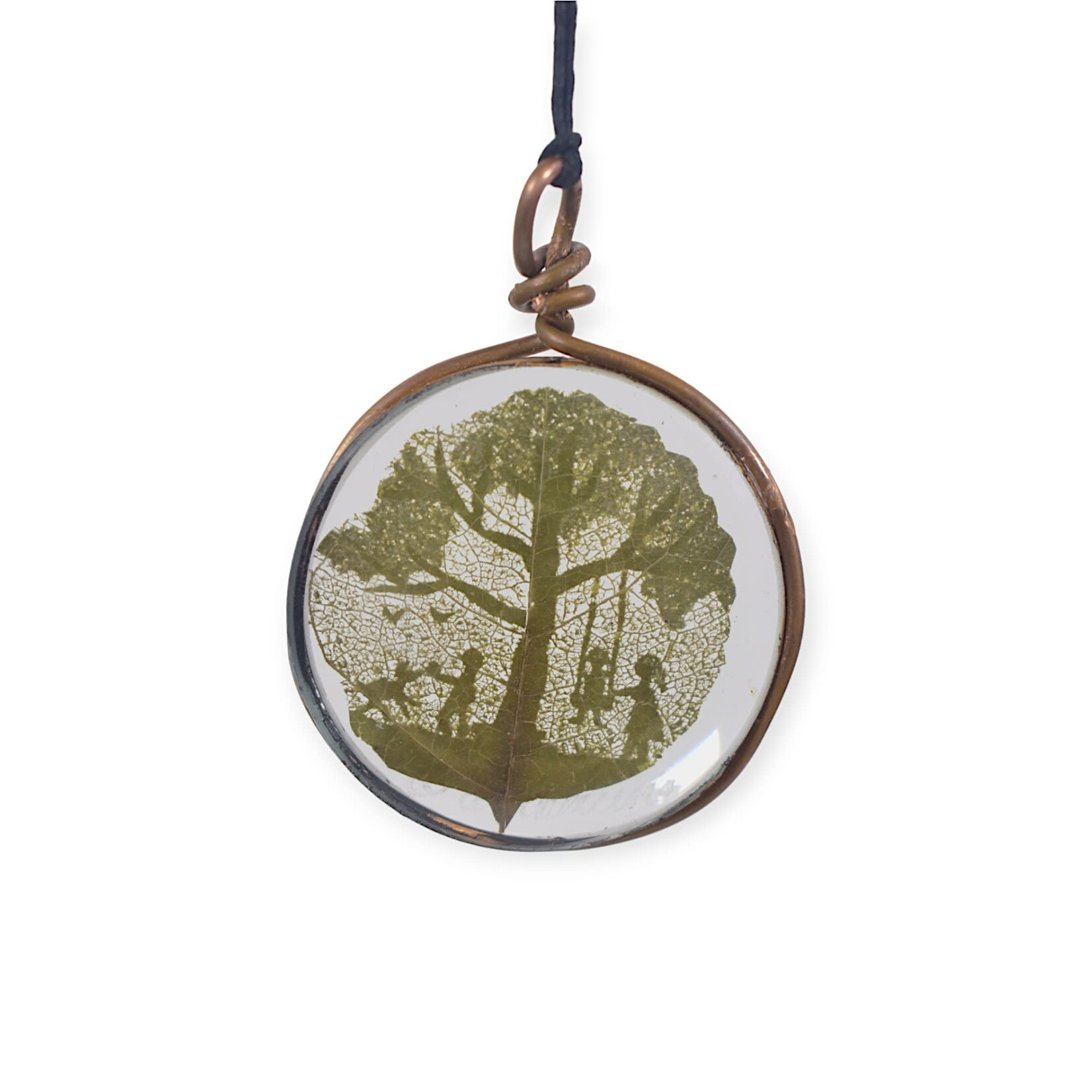 Jesus Leal Cut Leaf Family Necklace Pend