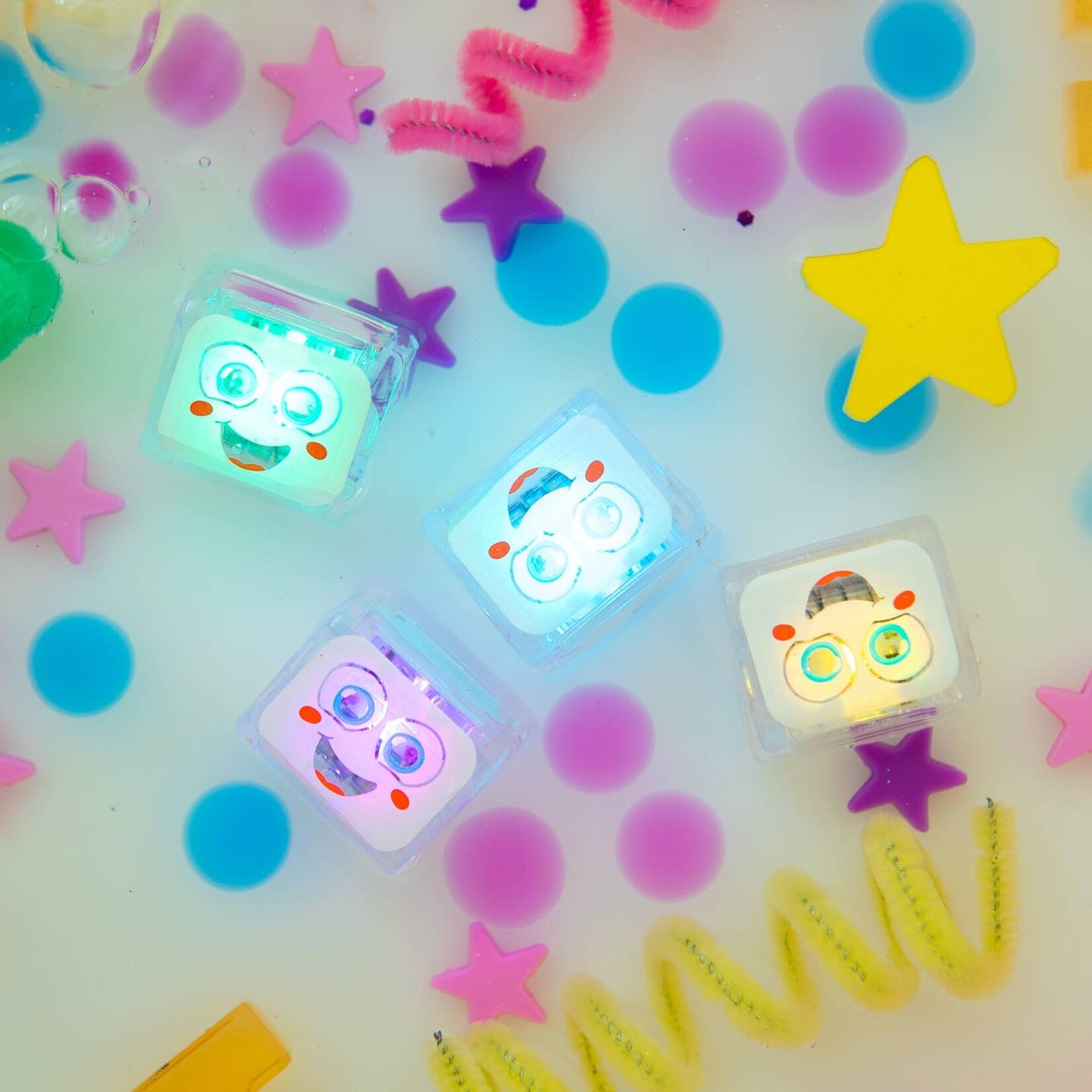 glo pals purple light-up cubes