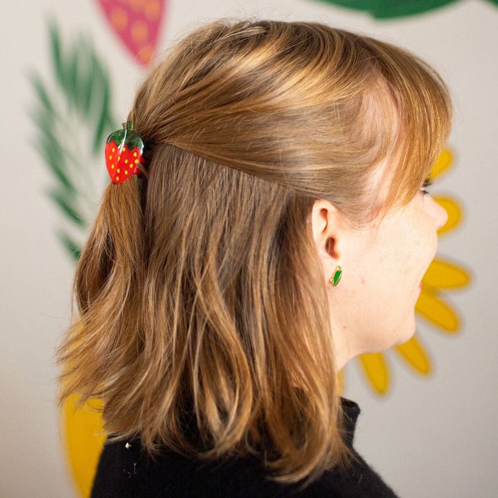 jenny lemons strawberry mini claw clip