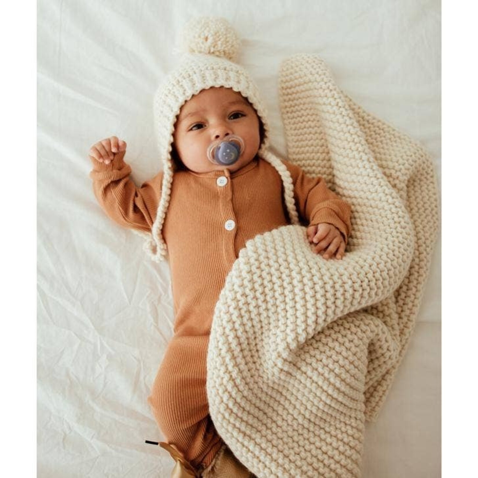 huggalugs cream knit baby blanket