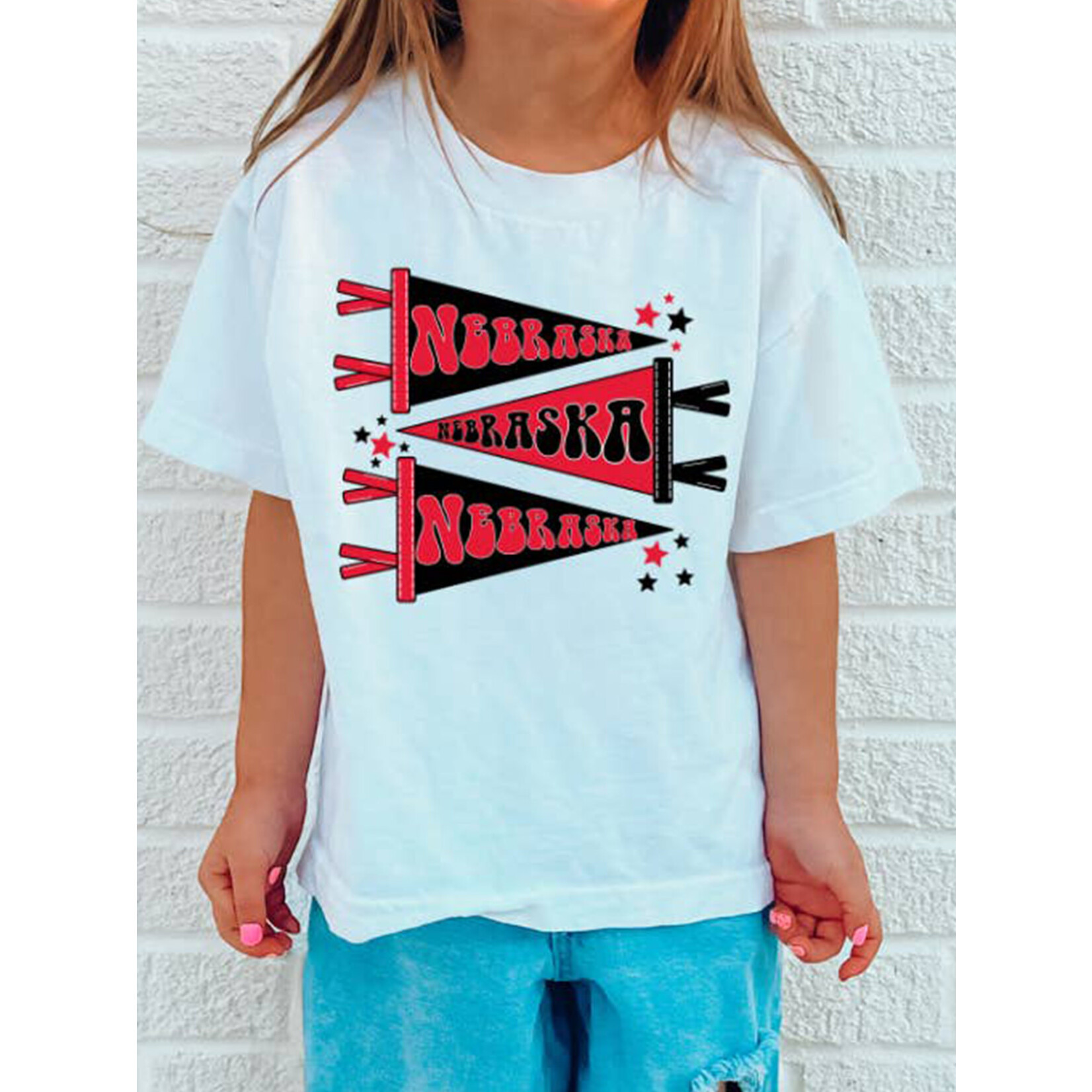 laughing girrafe nebraska pennant tee