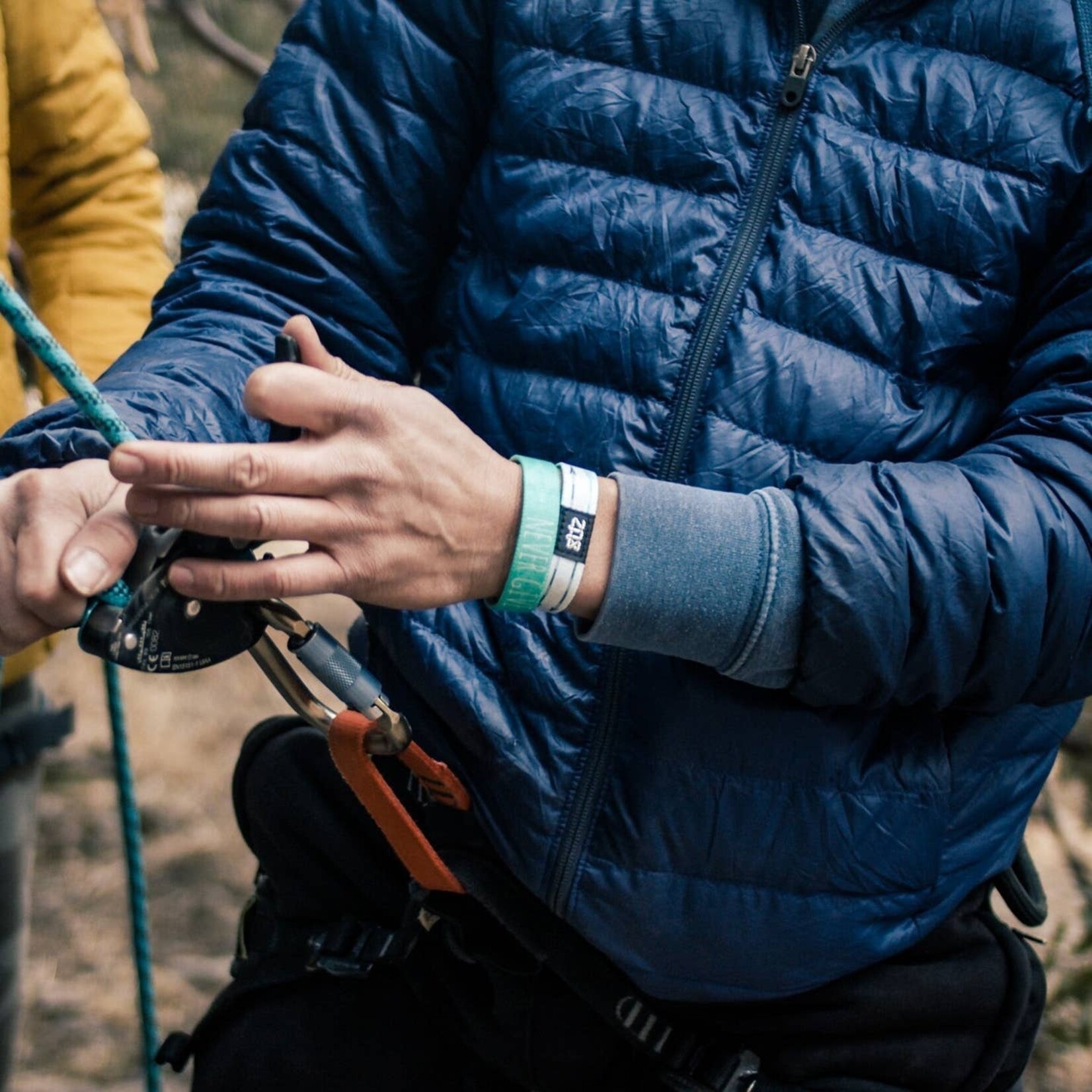 zox NEVER GIVE UP  interactive bracelet