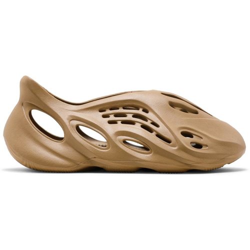 yeezy foam runner made from algae