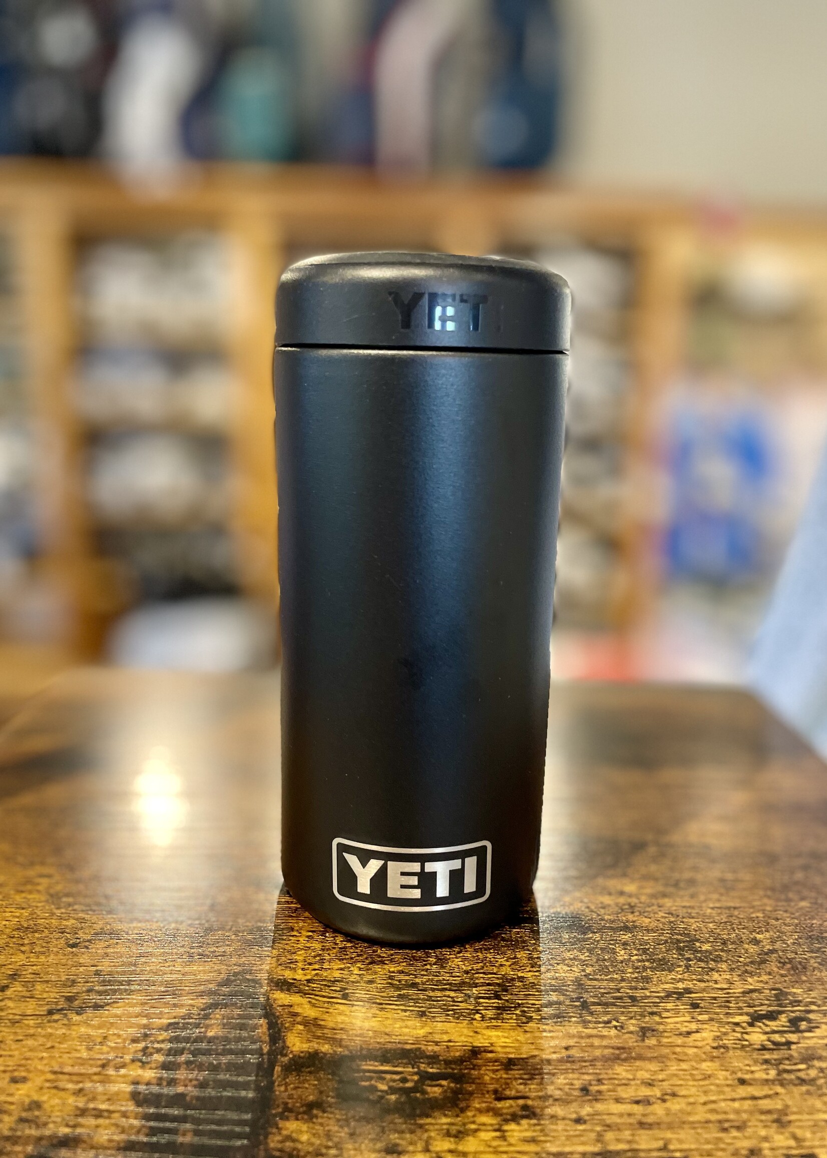 YETI YETI Slim Can Colster 2.0 (12oz Coozie)