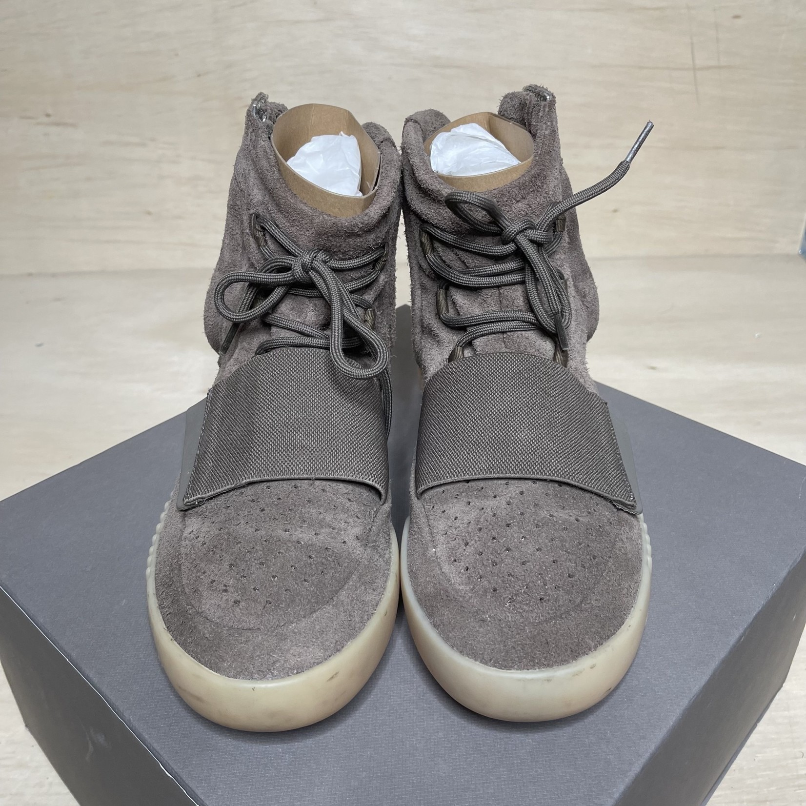 Adidas Yeezy Boost 750 Light Brown Gum (Chocolate) Size 10.5