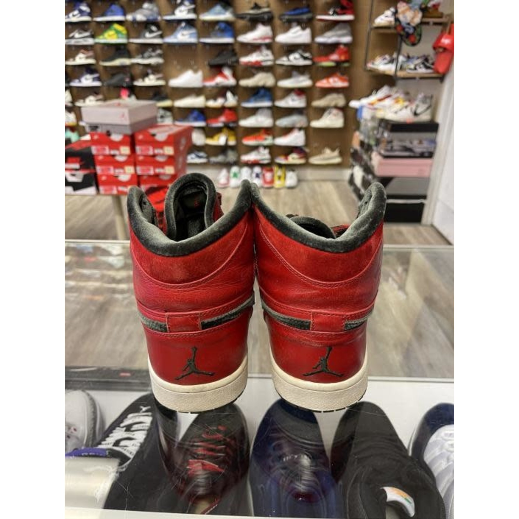 jordan 1 gucci red