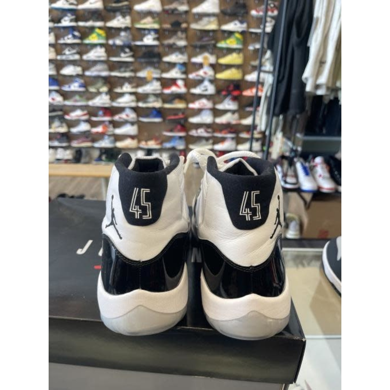 buy air jordan 11 concord 2018