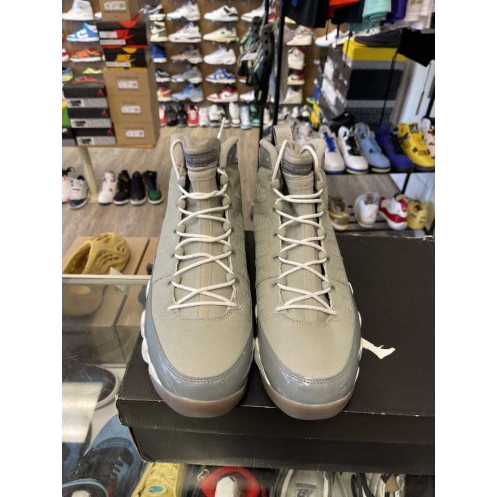 Jordan Jordan 9 Retro Cool Grey (2012) Size 13 PREOWNED