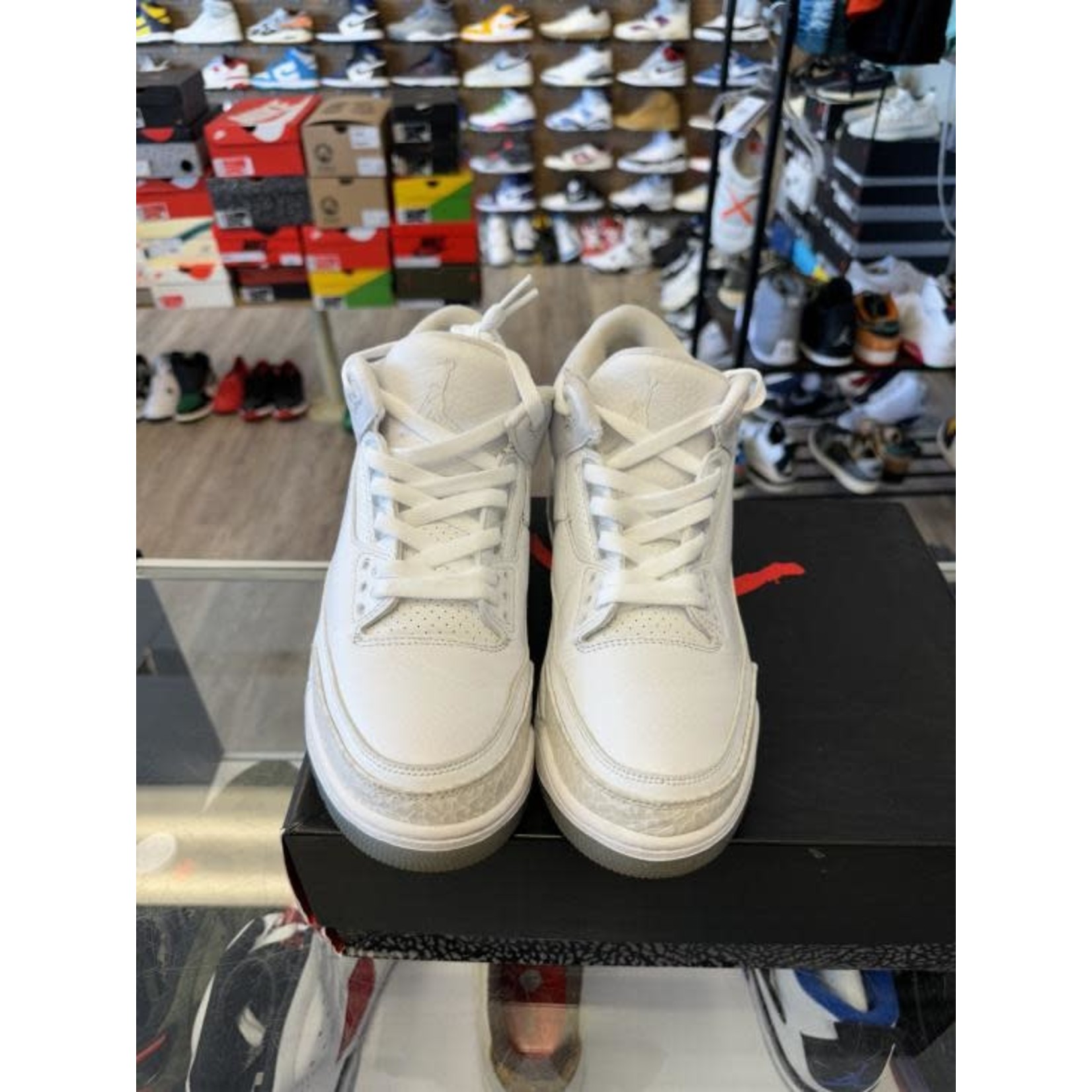 Jordan Jordan 3 Retro Pure White (2018) Size 10.5, PREOWNED