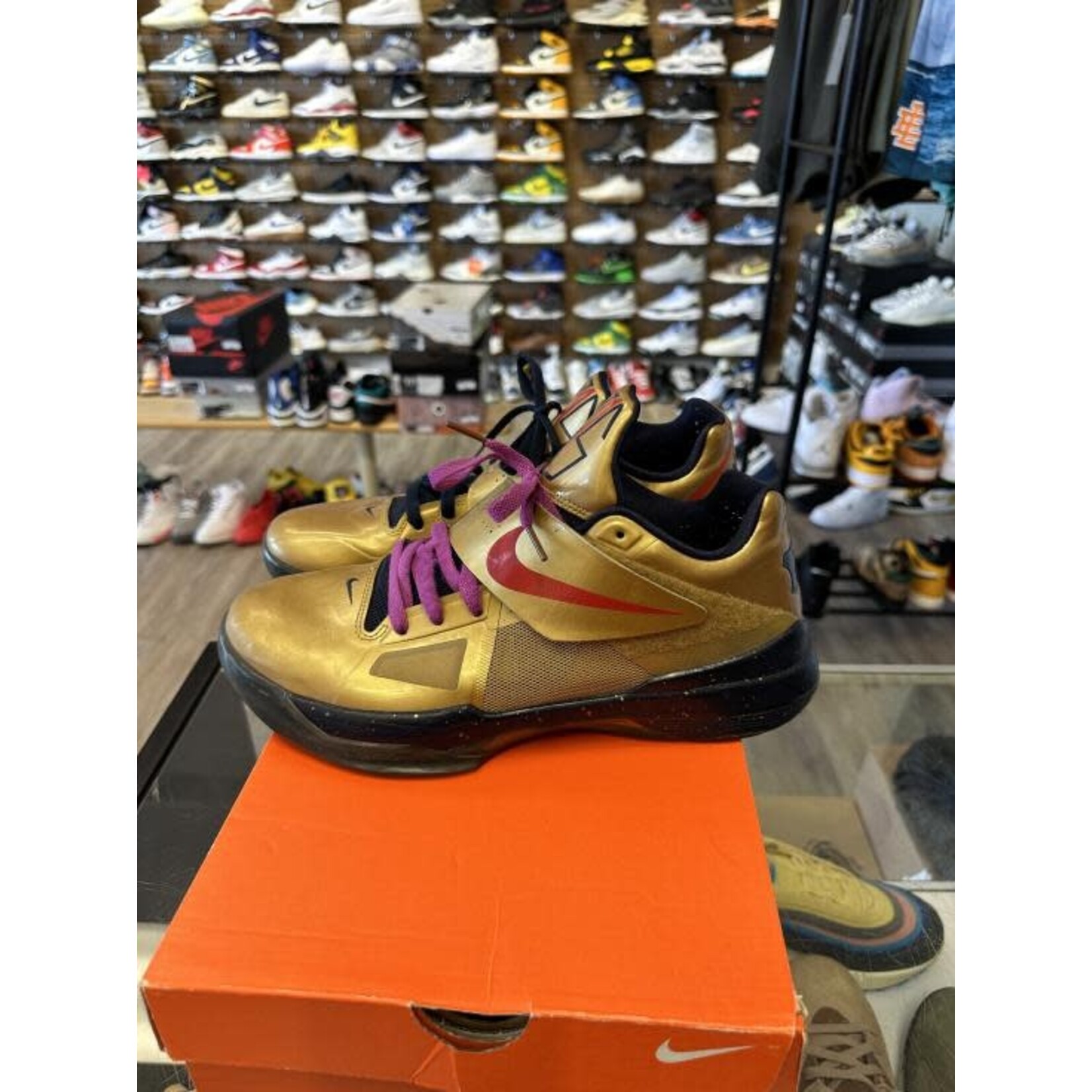 Gold Medal KD 4  Size 10.5, PREOWNED