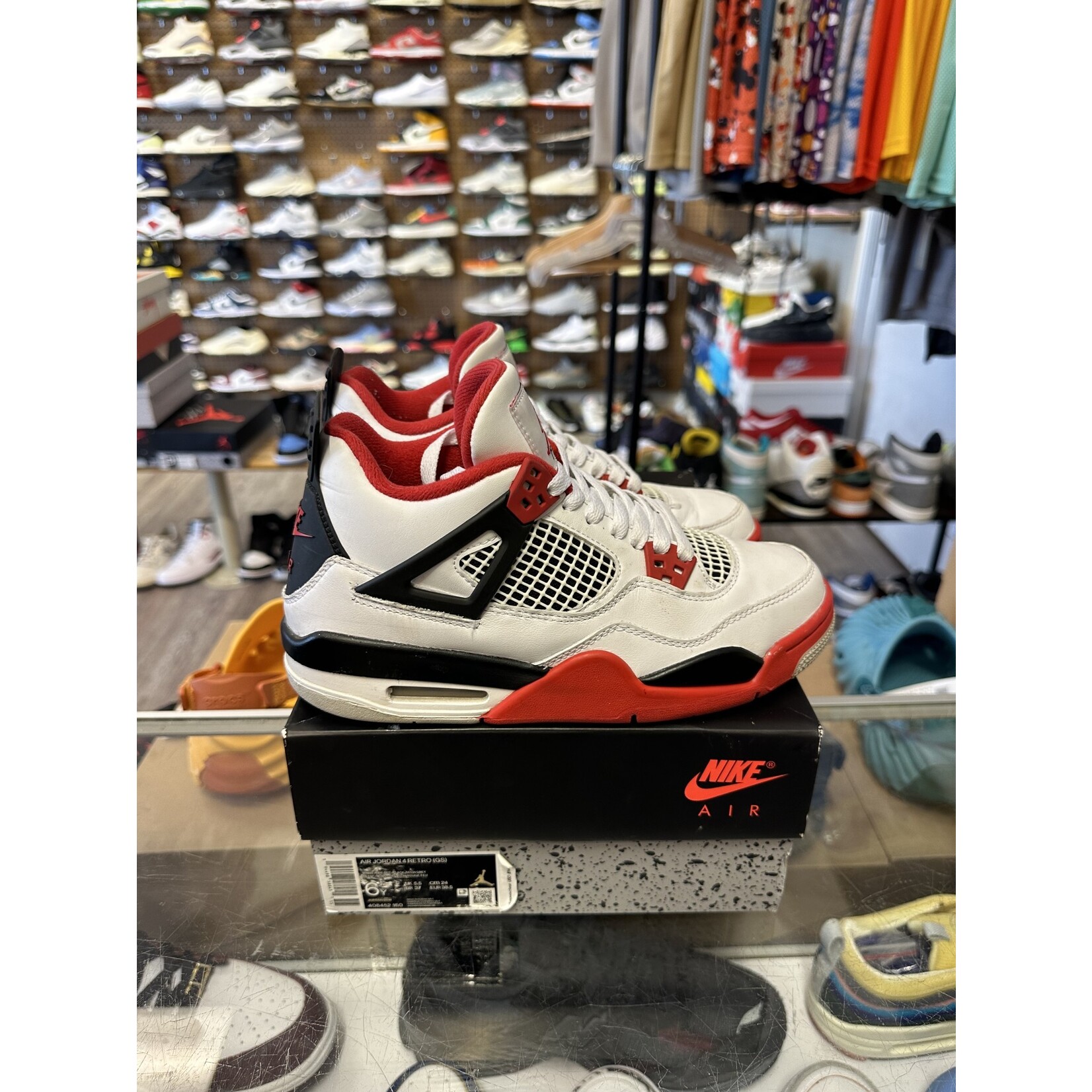 Jordan Jordan 4 Retro Fire Red (2020) (GS) Size 6, PREOWNED