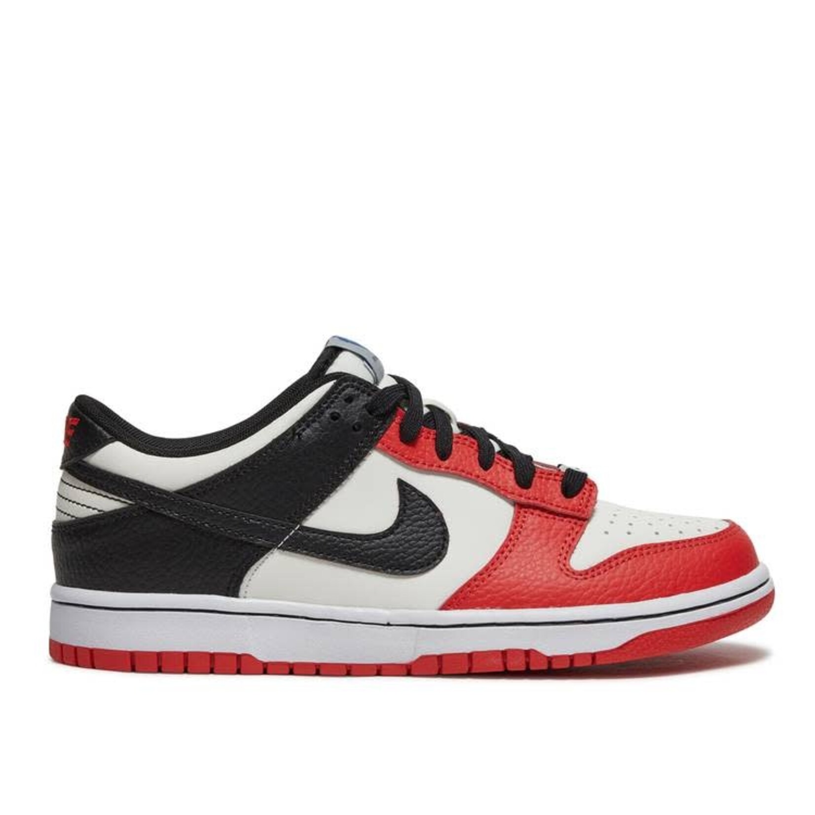 Nike Nike Dunk Low EMB NBA 75th Anniversary Chicago (GS) Size 6.5, DS BRAND NEW