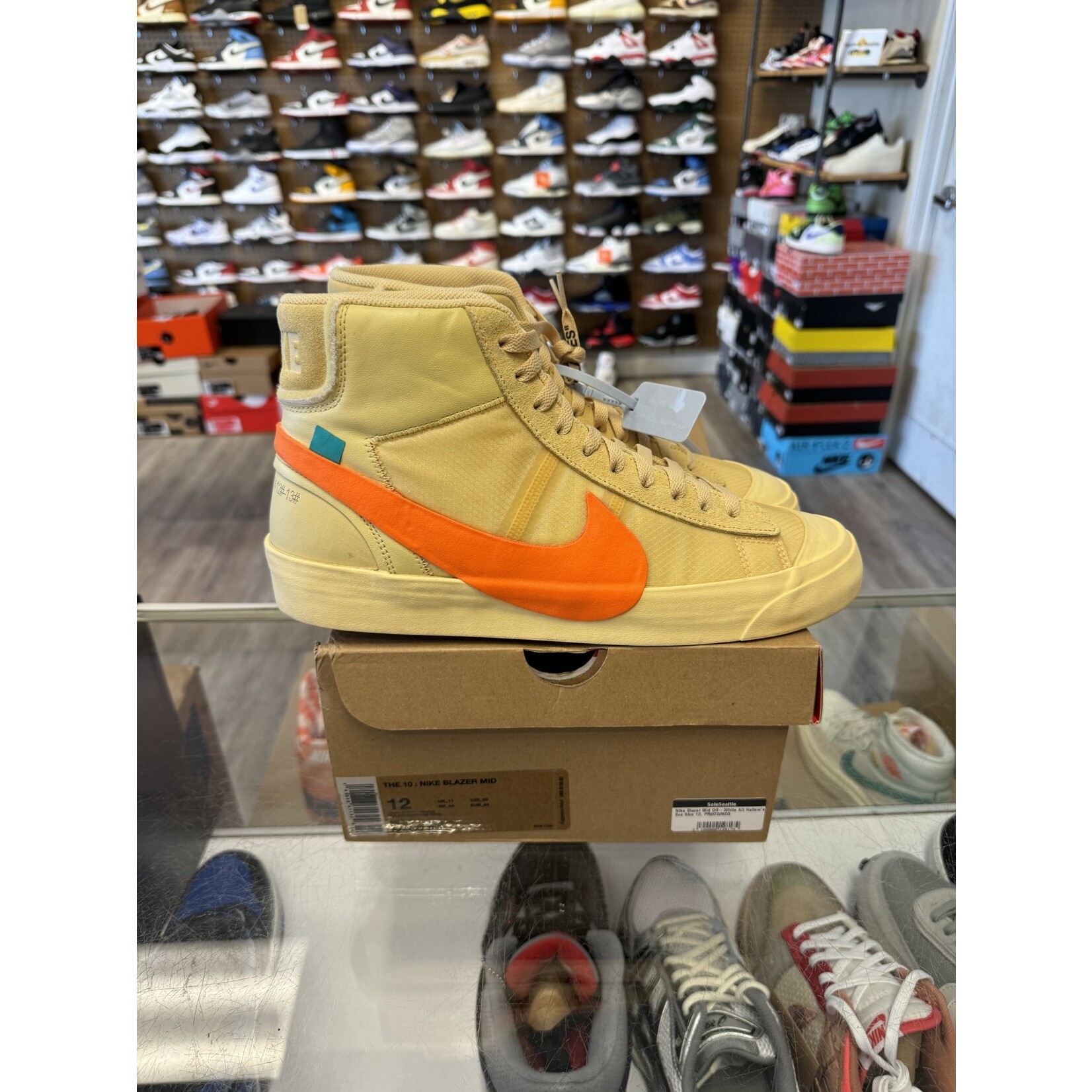 Nike Nike Blazer Mid Off-White All Hallow's Eve Size 12, PREOWNED