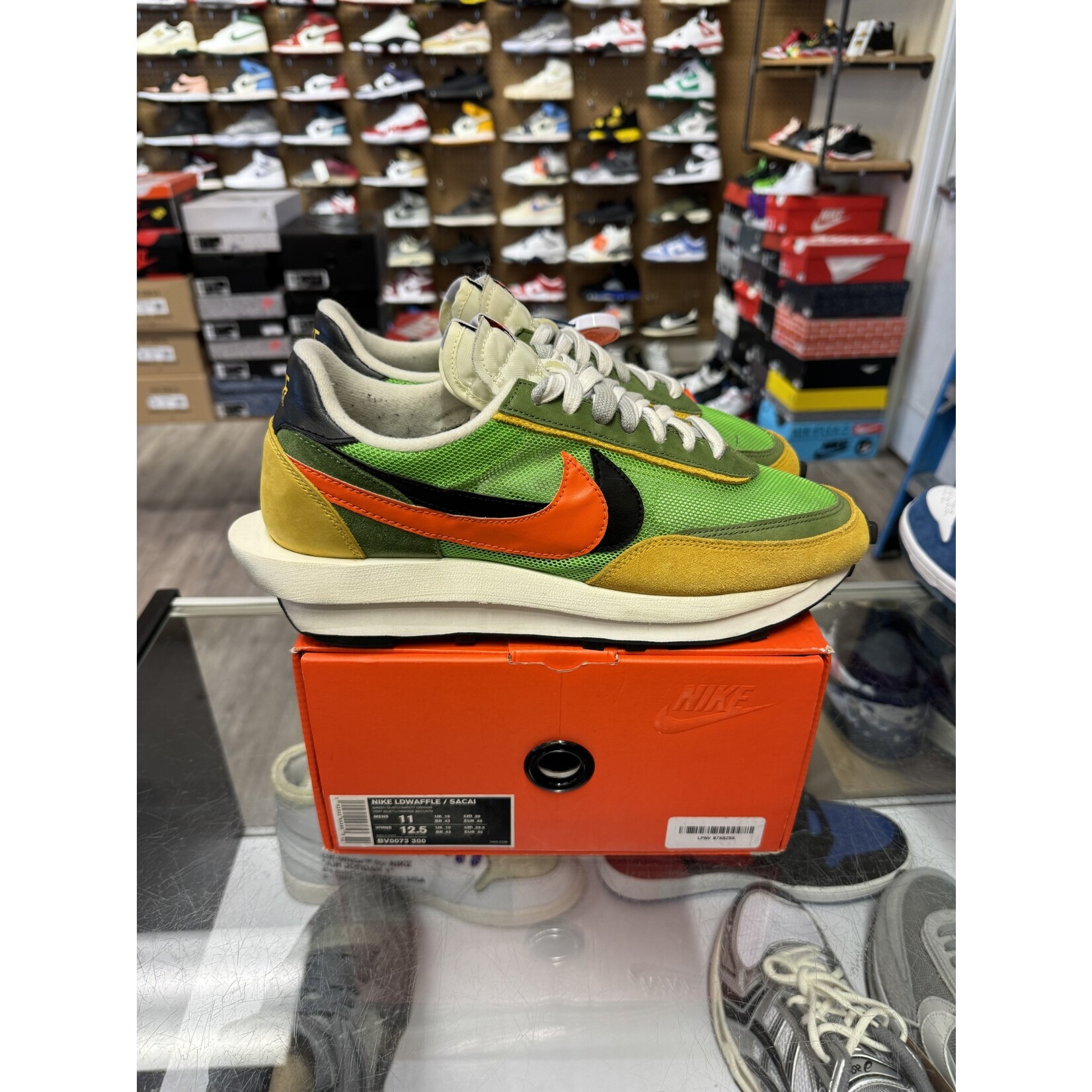 Nike Nike LD Waffle sacai Green Gusto Size 11, PREOWNED