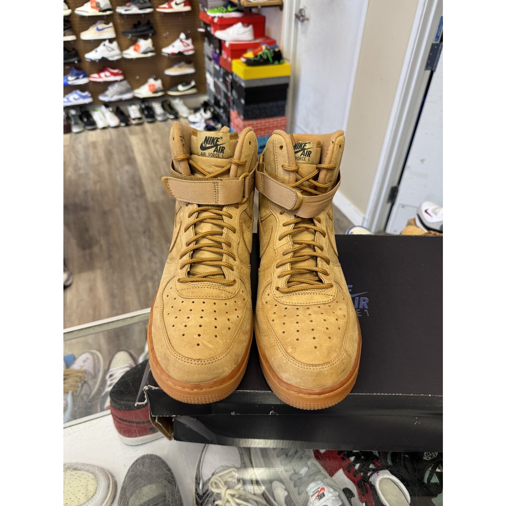 Nike Nike Air Force 1 High Flax (2018) Size 11, PREOWNED