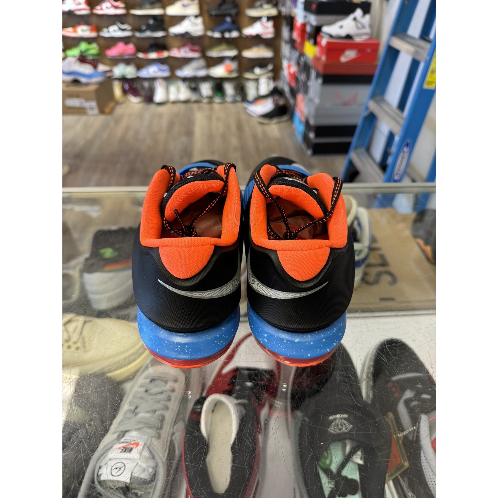 Nike Nike KD 7 ON THE ROAD (GS) Size 4.5, PREOWNED NO BOX