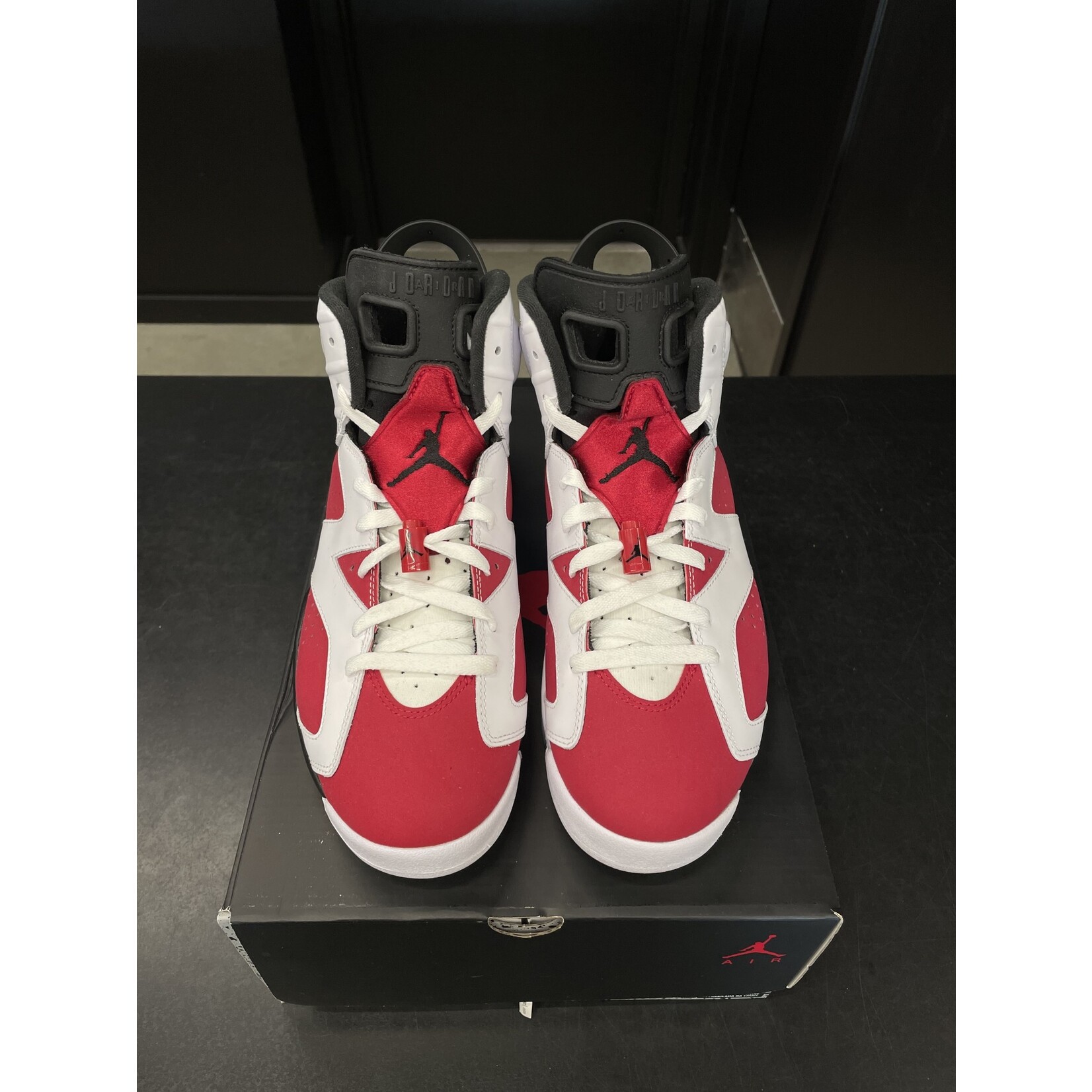 Jordan Jordan 6 Retro Carmine (2021) Size 10.5, PREOWNED