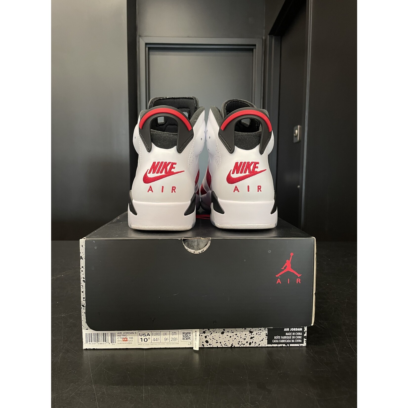 Jordan Jordan 6 Retro Carmine (2021) Size 10.5, PREOWNED