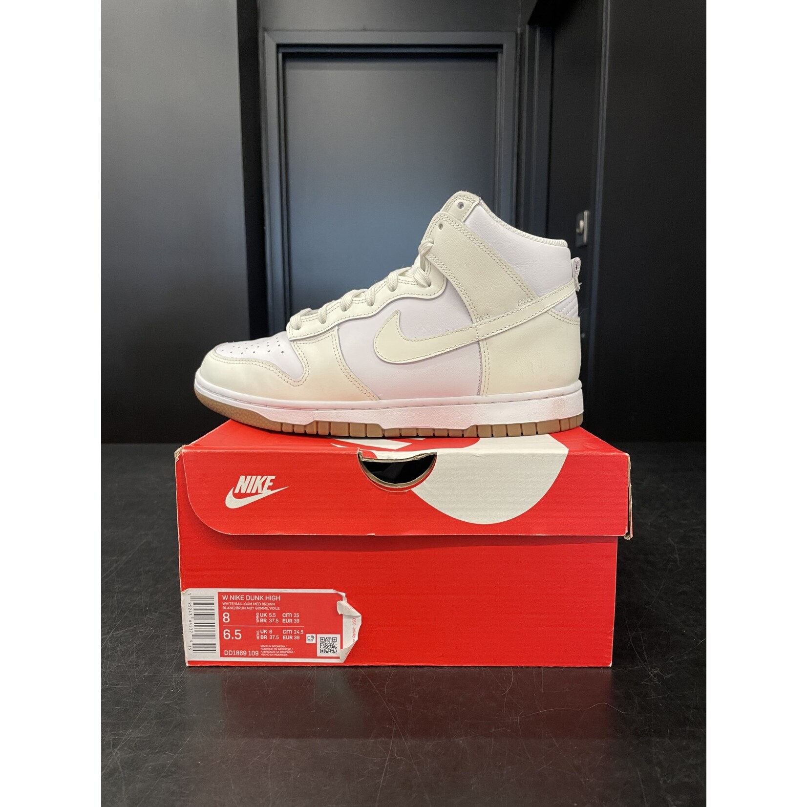 Nike Nike Dunk High Sail Gum (Women's) Size 8W, PREOWNED