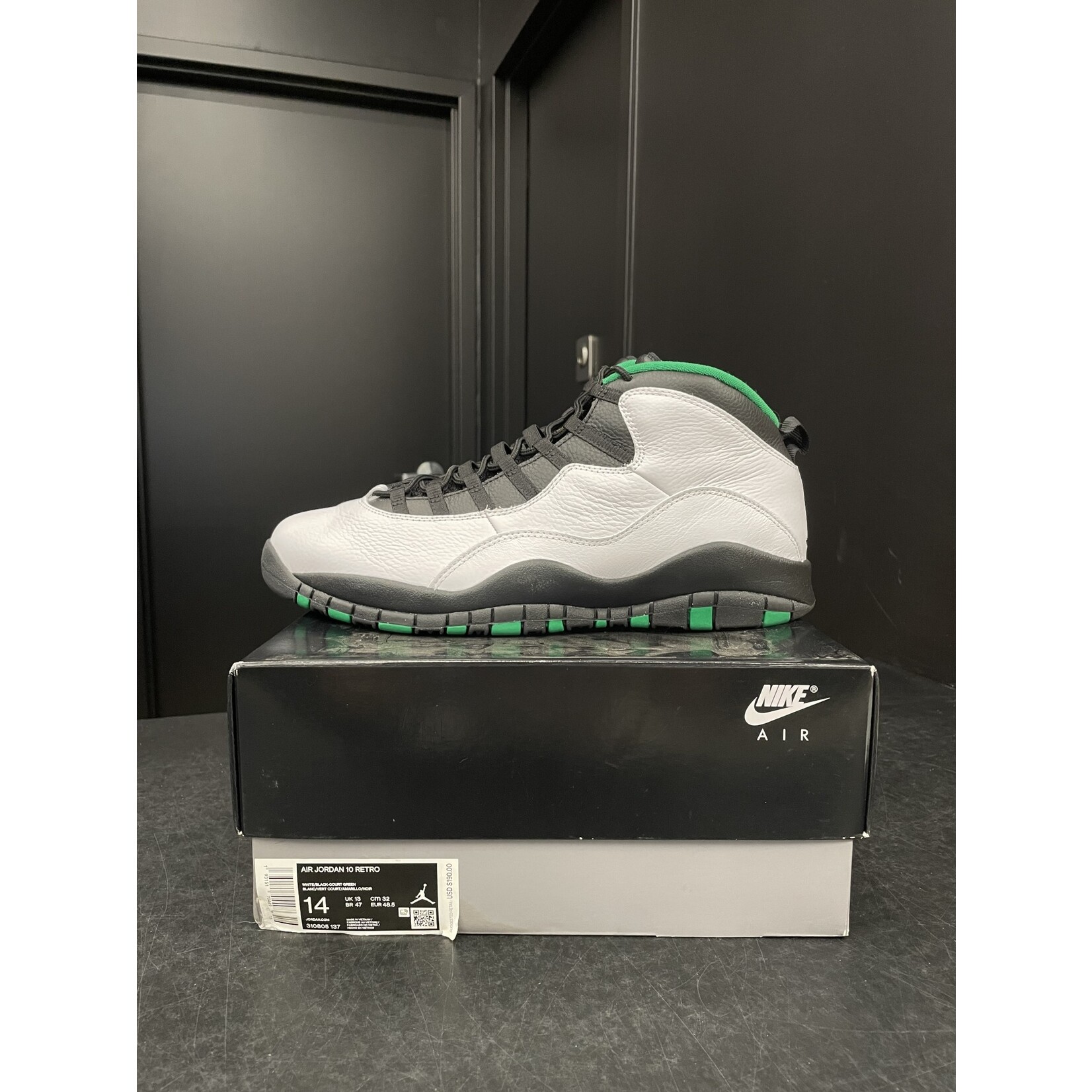 Jordan Jordan 10 Retro Seattle Size 14 PREOWNED SoleSeattle
