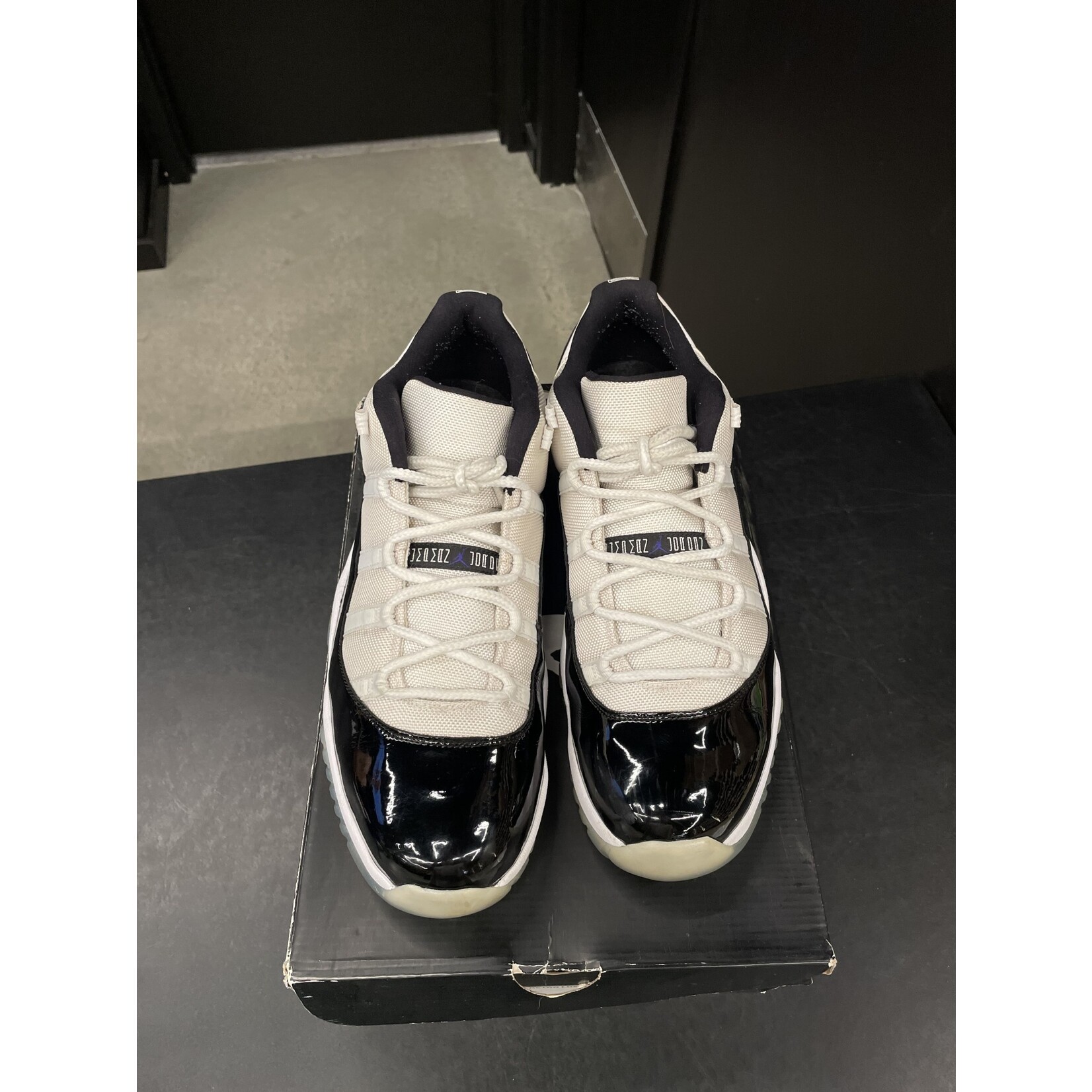 Jordan 11 size 14 online