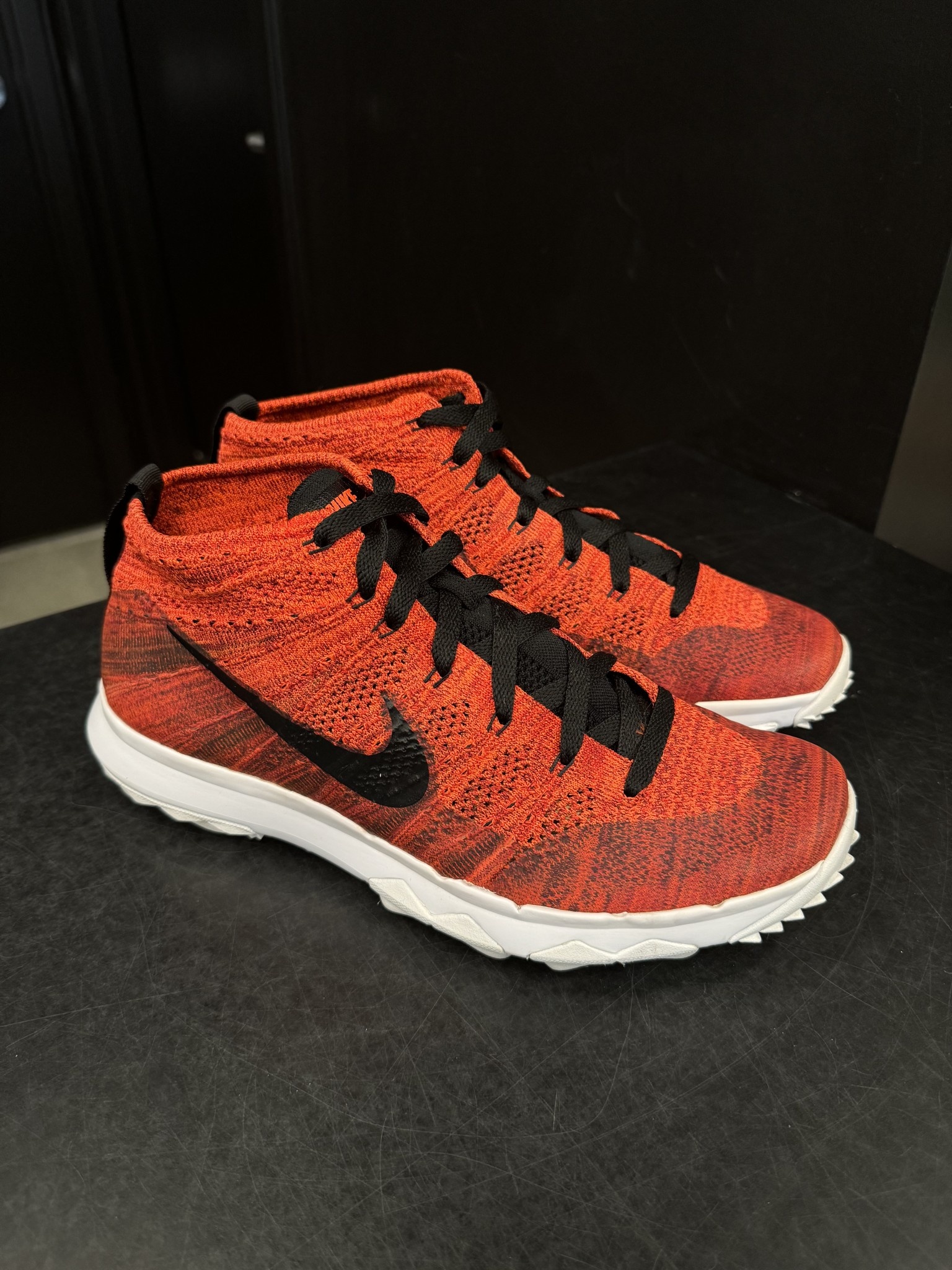 Nike Nike Flyknit Chukka Spikeless Golf Crimson Size 10 PREOWNED SoleSeattle