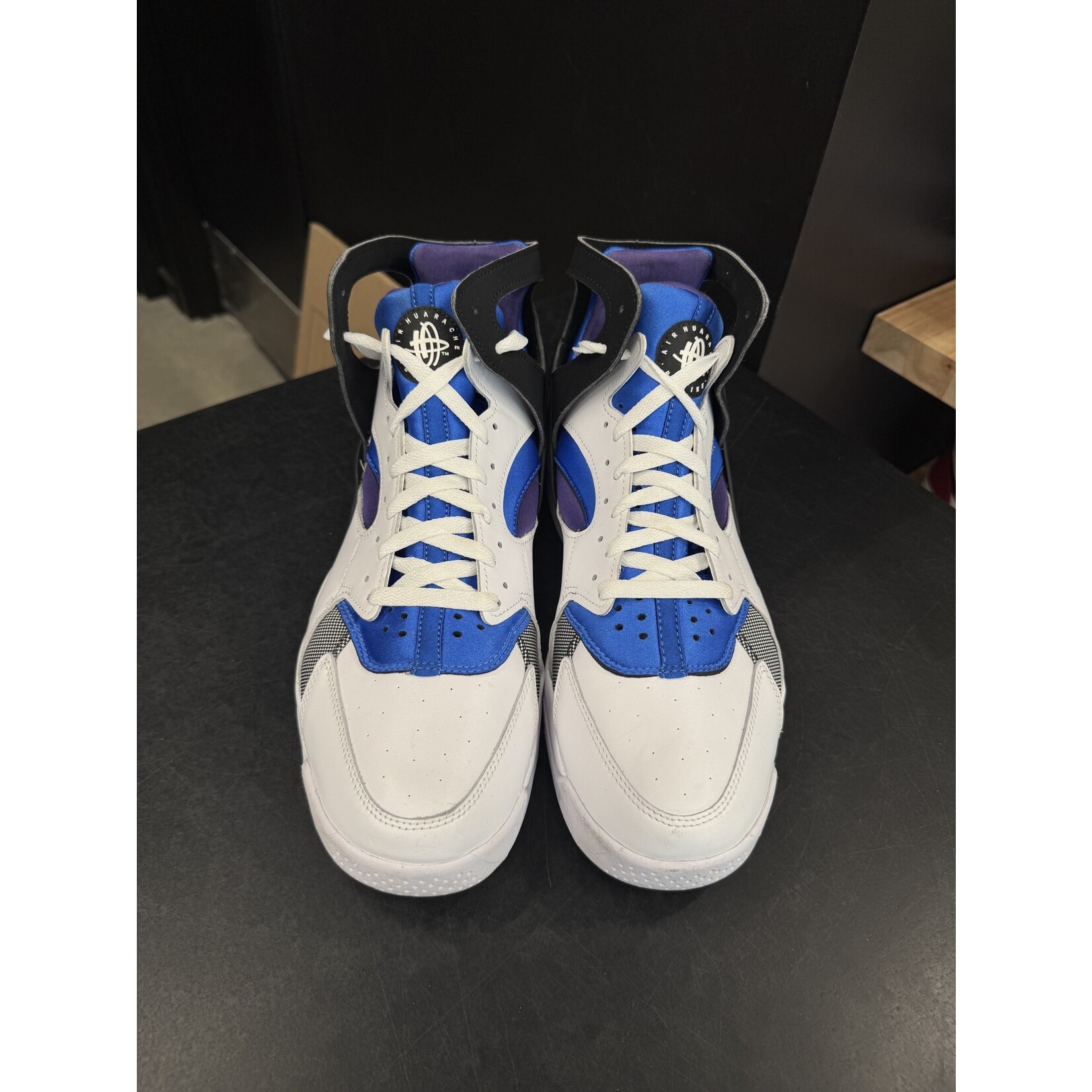 Nike Nike Air Flight Huarache OG White Varsity Purple 2023 Size 11 PREOWNED NO BOX SoleSeattle