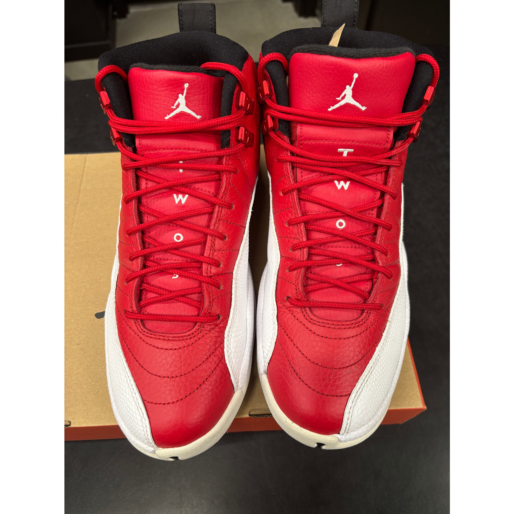 Jordan 12 gym red size 8 new arrivals