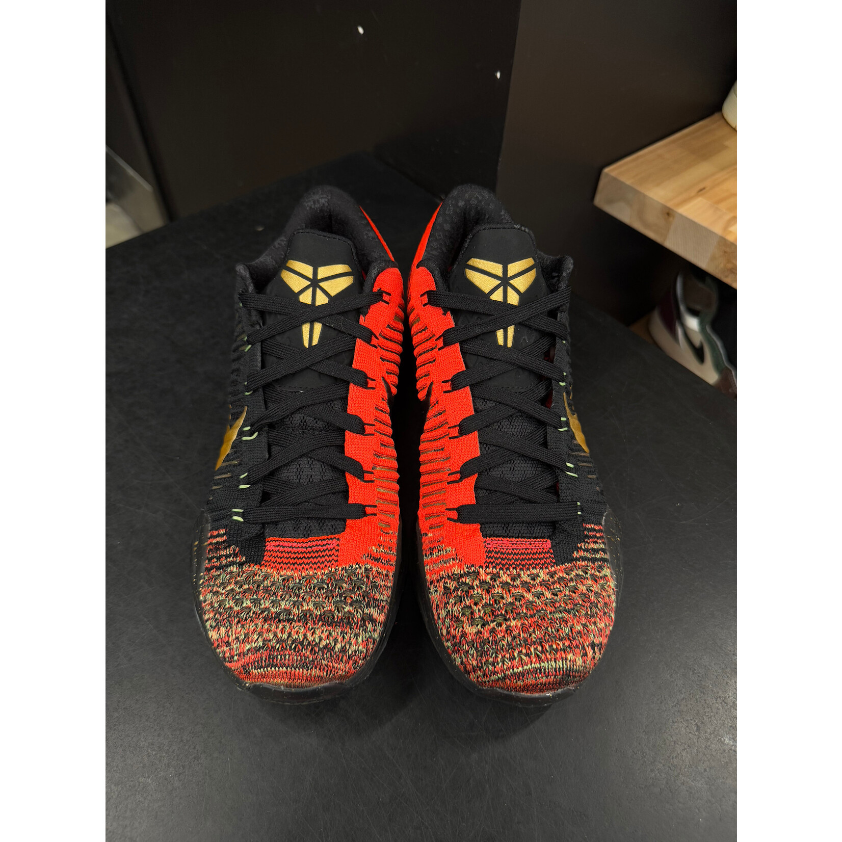 Nike Nike Kobe 10 Elite Christmas Size 8.5, PREOWNED NO BOX