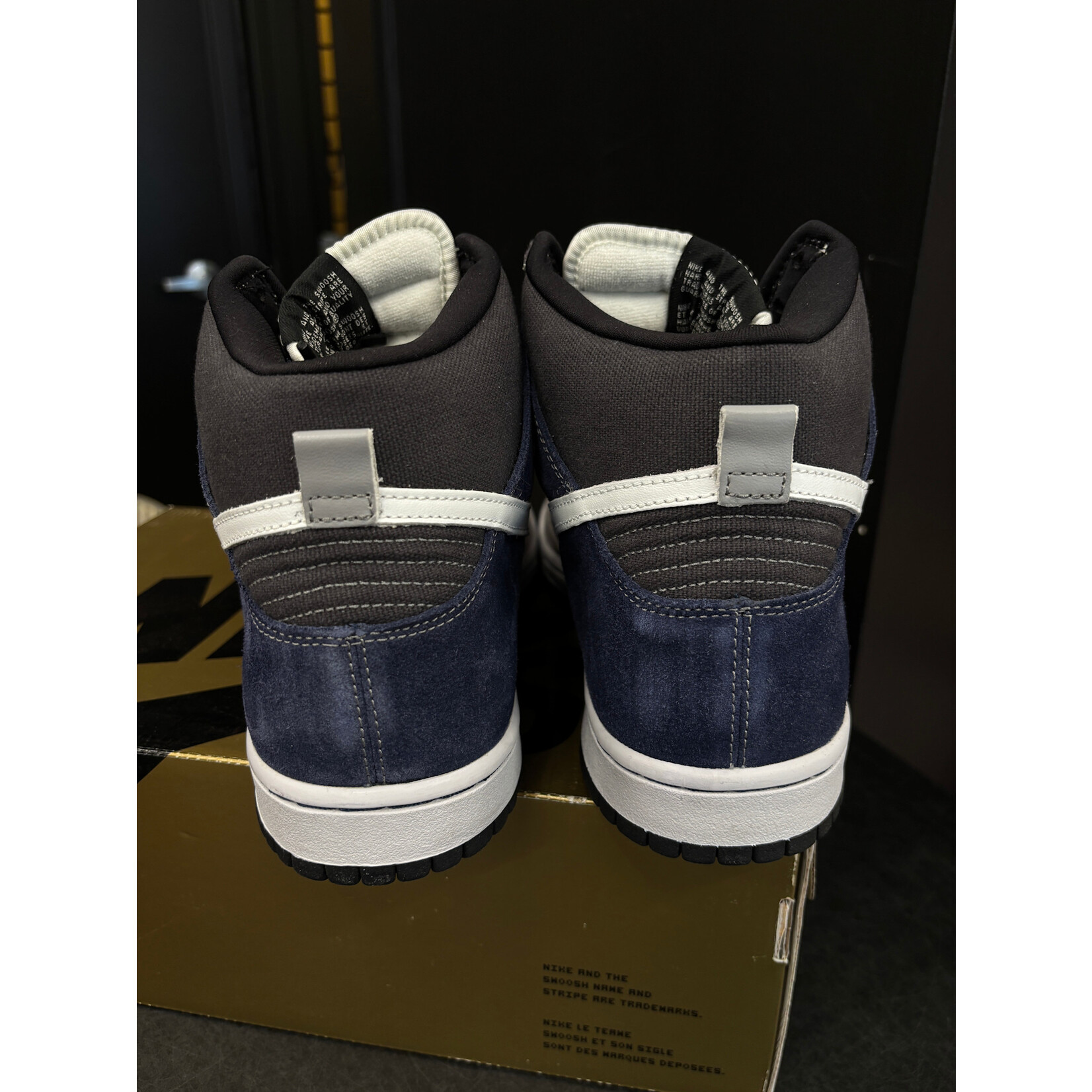Nike Nike SB Dunk High Un-Futuras Size 11, PREOWNED WORN ONCE