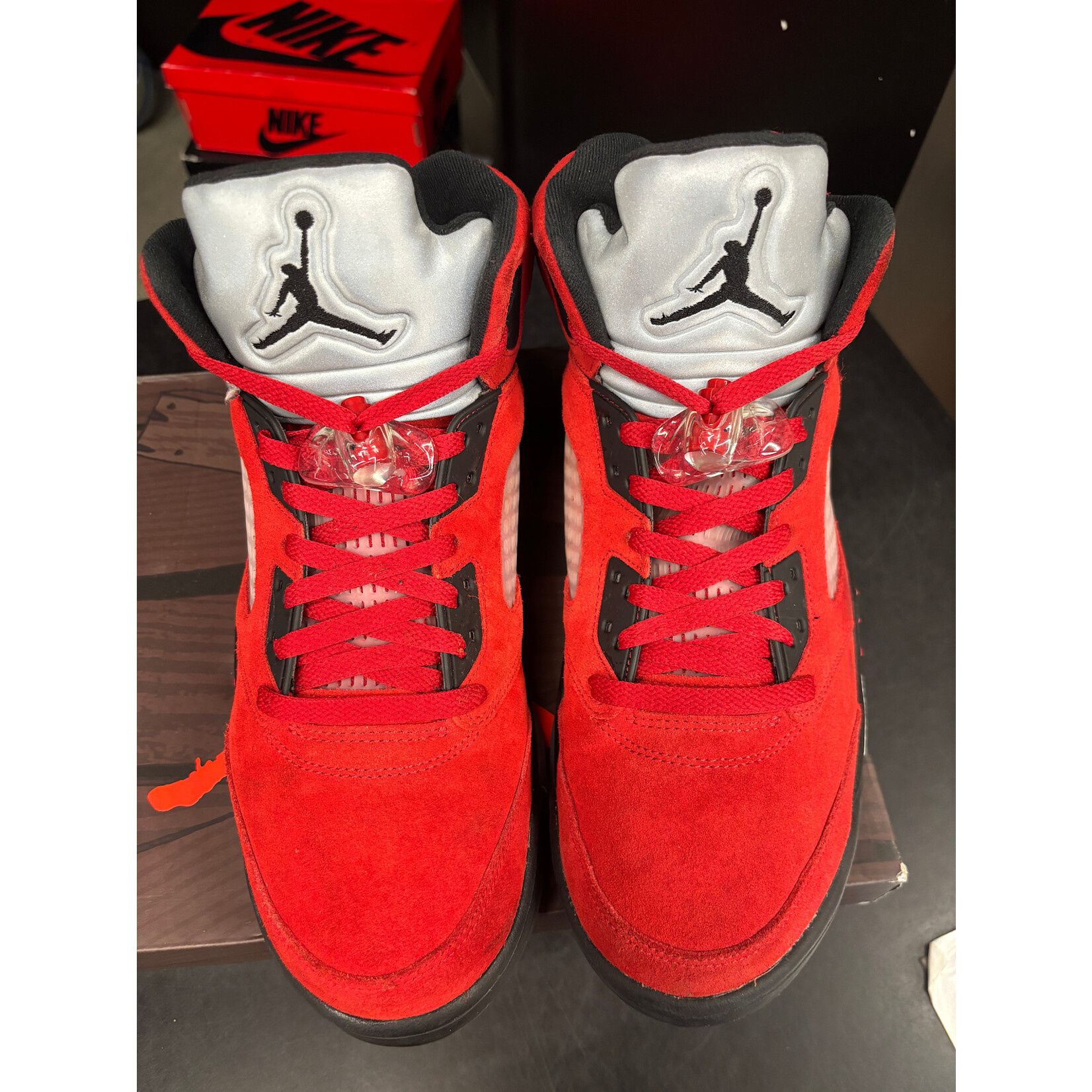 Jordan Jordan 5 Retro Raging Bull Red (2021) Size 12, PREOWNED DAMAGE BOX