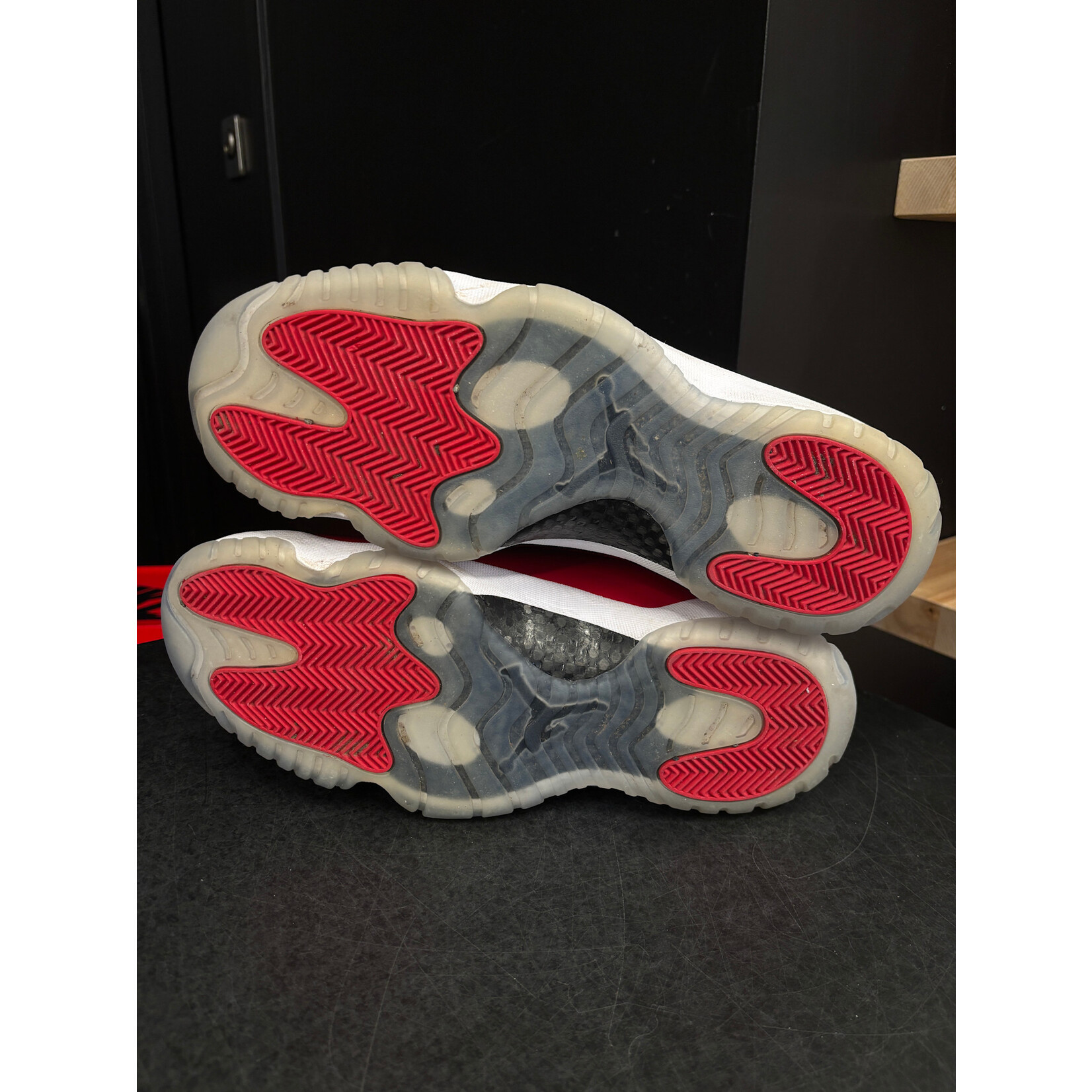Jordan Jordan 11 Retro Win Like 96 Size 12, PREOWNED NO BOX