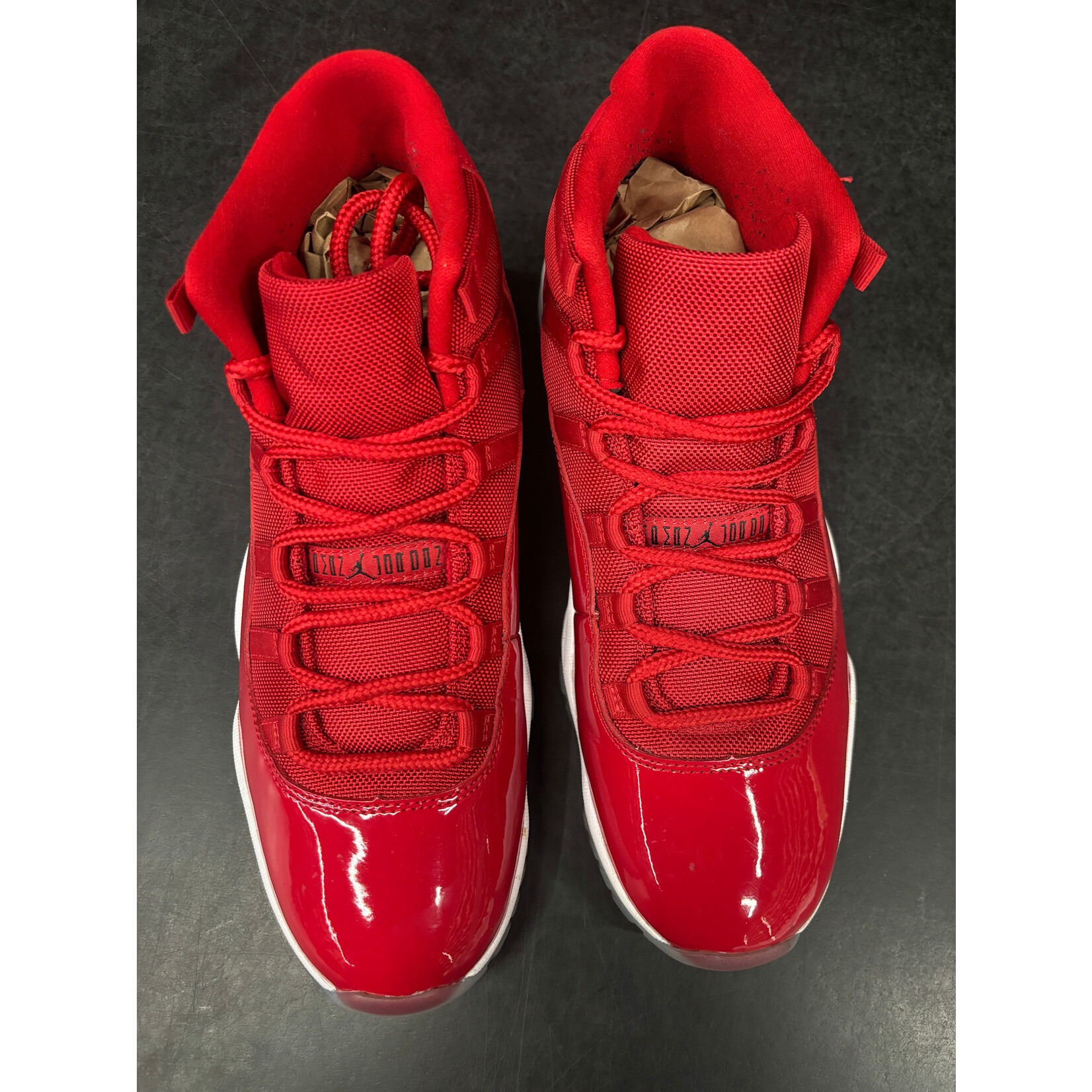 Jordan Jordan 11 Retro Win Like 96 Size 12, PREOWNED NO BOX