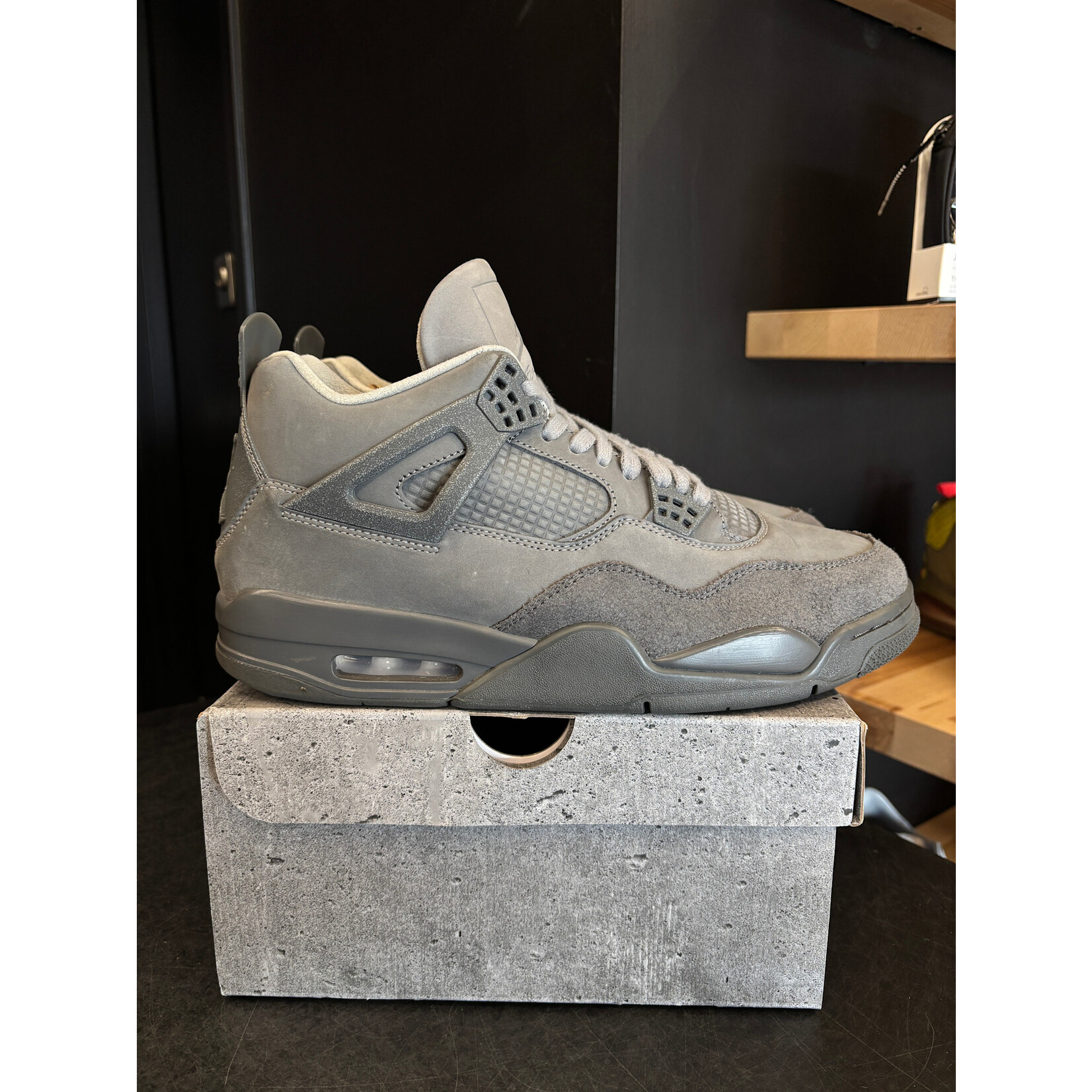 Jordan Jordan 4 Retro SE Paris Olympics Wet Cement Size 11, PREOWNED