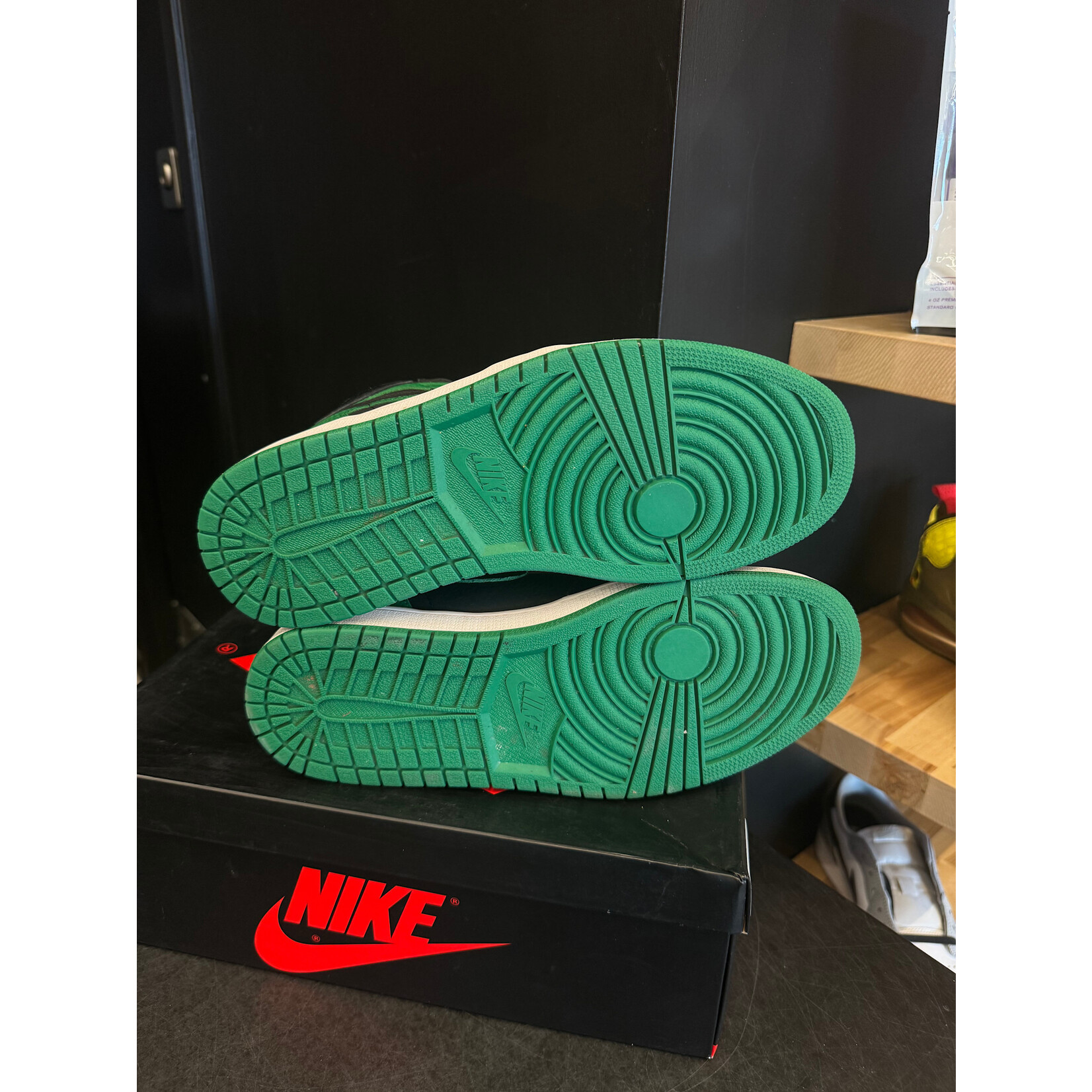 Jordan Jordan 1 Retro High Pine Green Black Size 10.5, PREOWNED