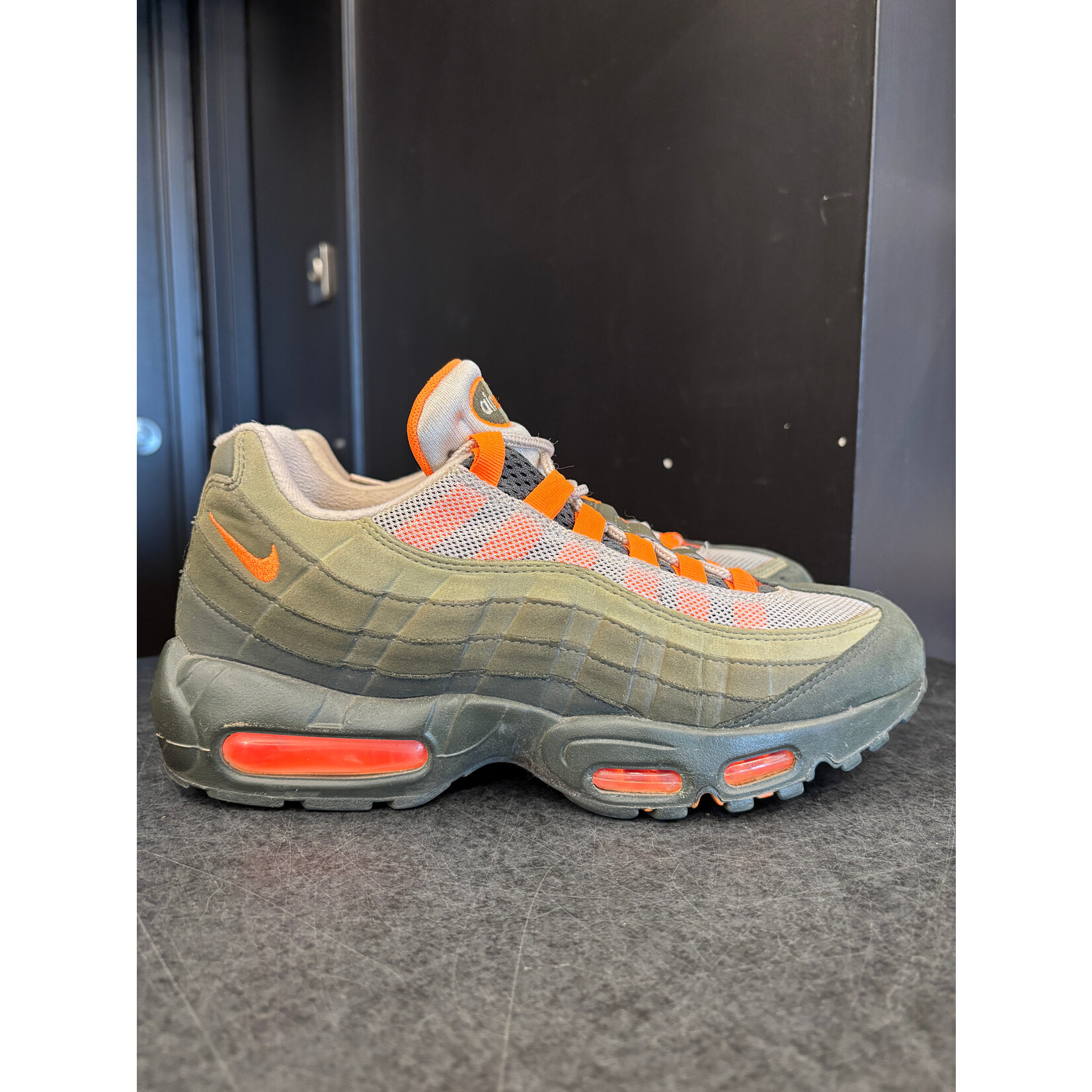 nike air max 95 olive orange