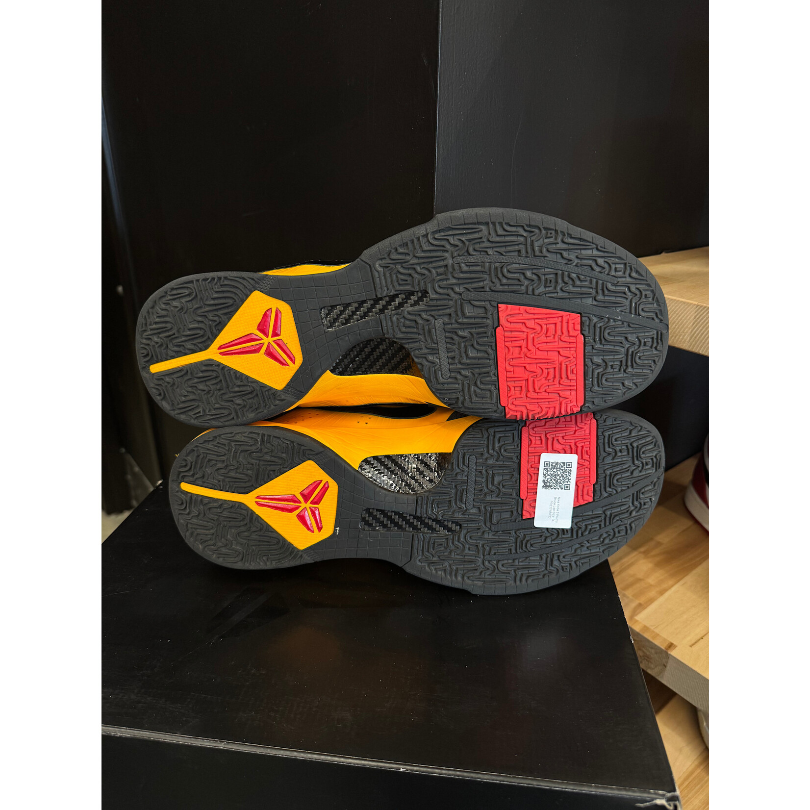 Nike Nike Kobe 5 Protro Bruce Lee Size 15, PREOWNED