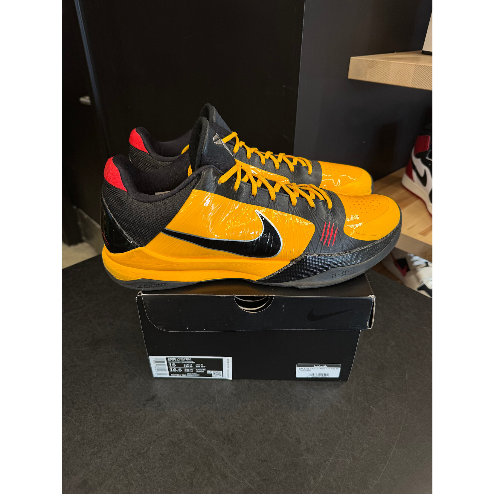 Nike Nike Kobe 5 Protro Bruce Lee Size 15, PREOWNED