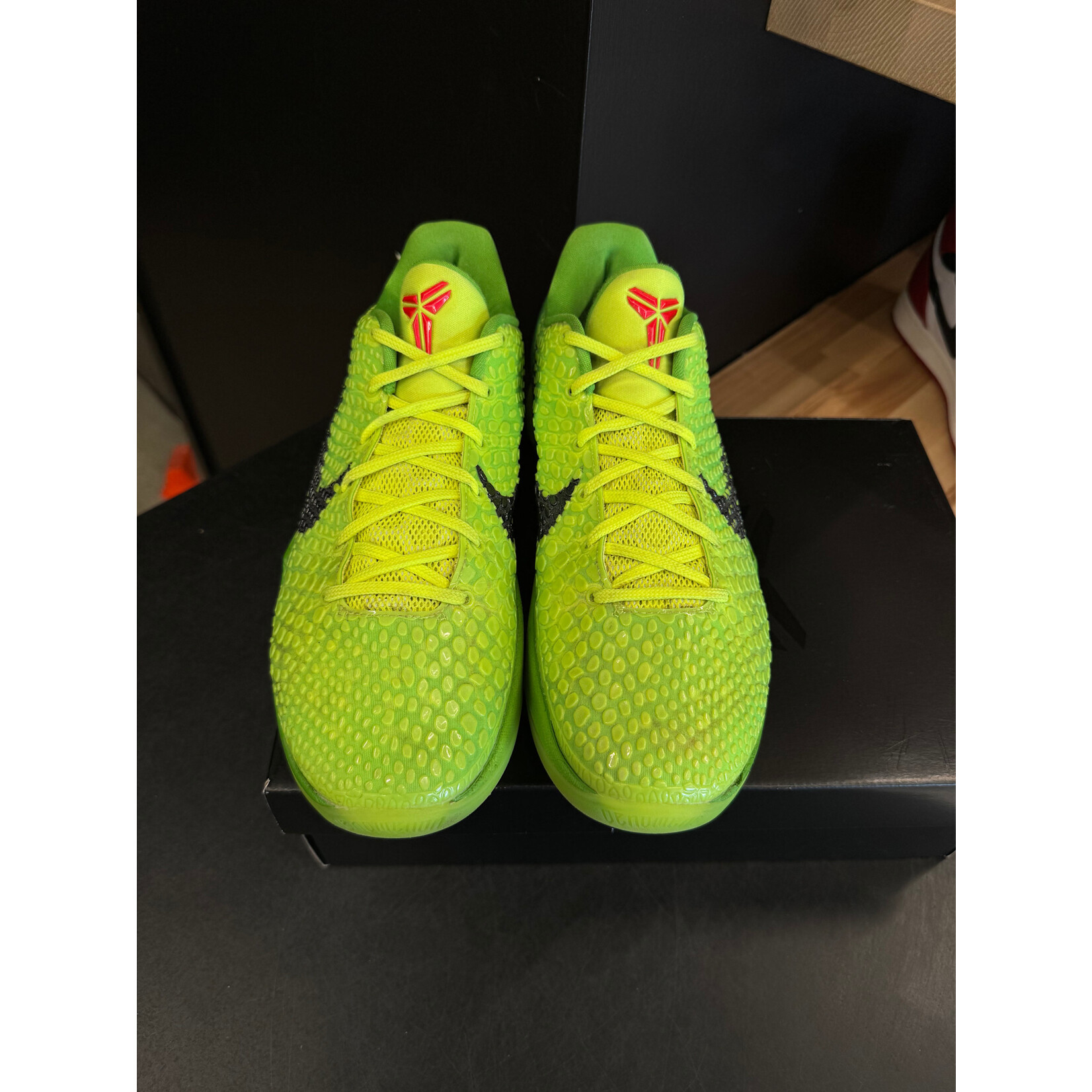 Nike Nike Kobe 6 Protro Grinch (2020) Size 10, PREOWNED