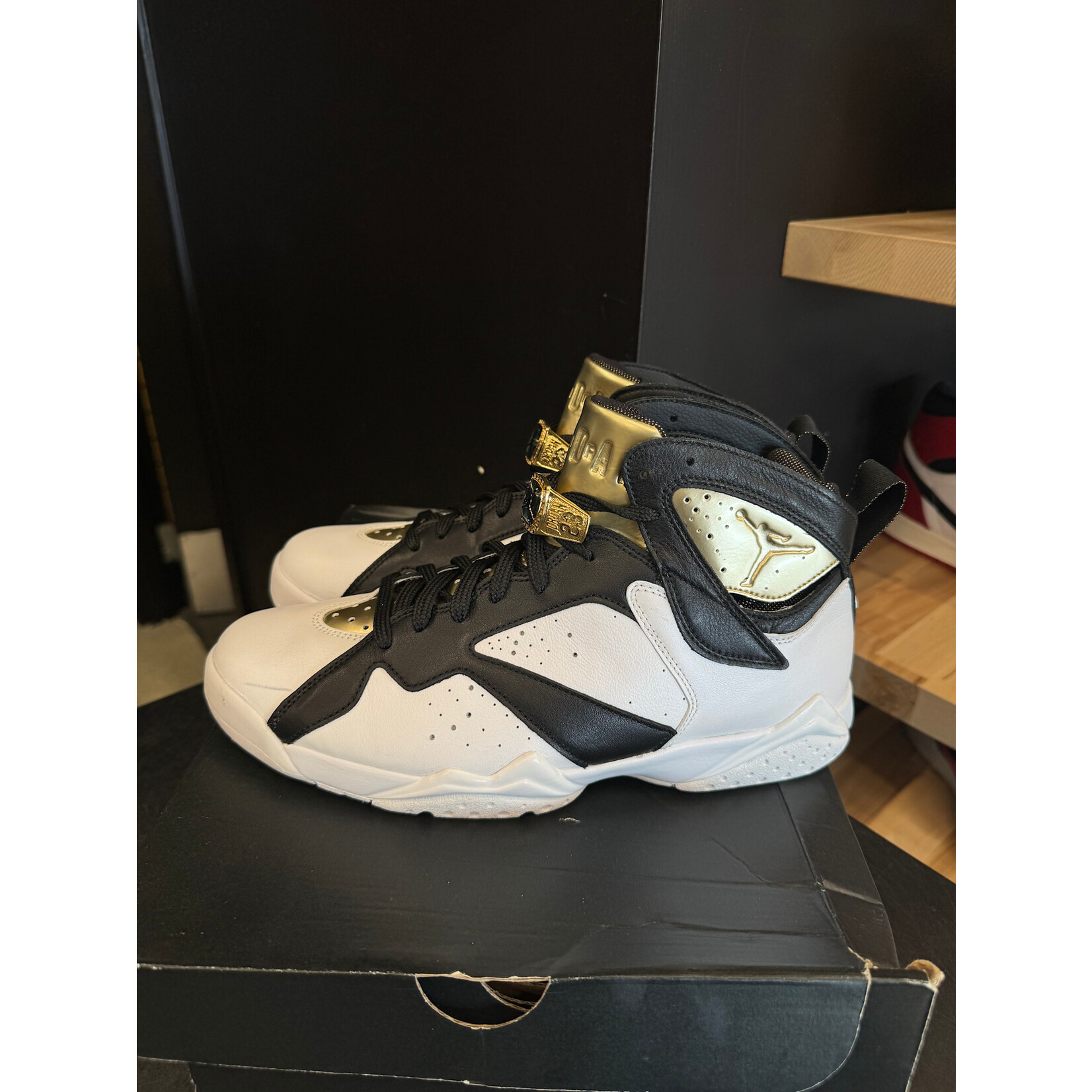 Jordan Jordan 7 Retro Championship Pack Champagne Size 9.5, PREOWNED (